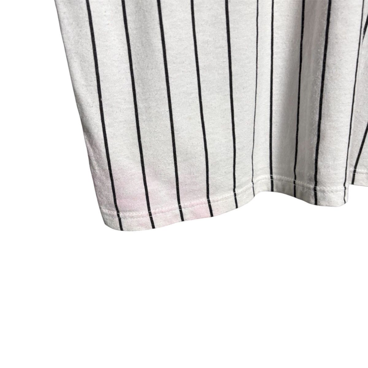 MLB × Russell Athletic × Vintage Vintage 90s White Sox Chicago Striped Baseball Russell Tee Size US M / EU 48-50 / 2 - 9 Thumbnail