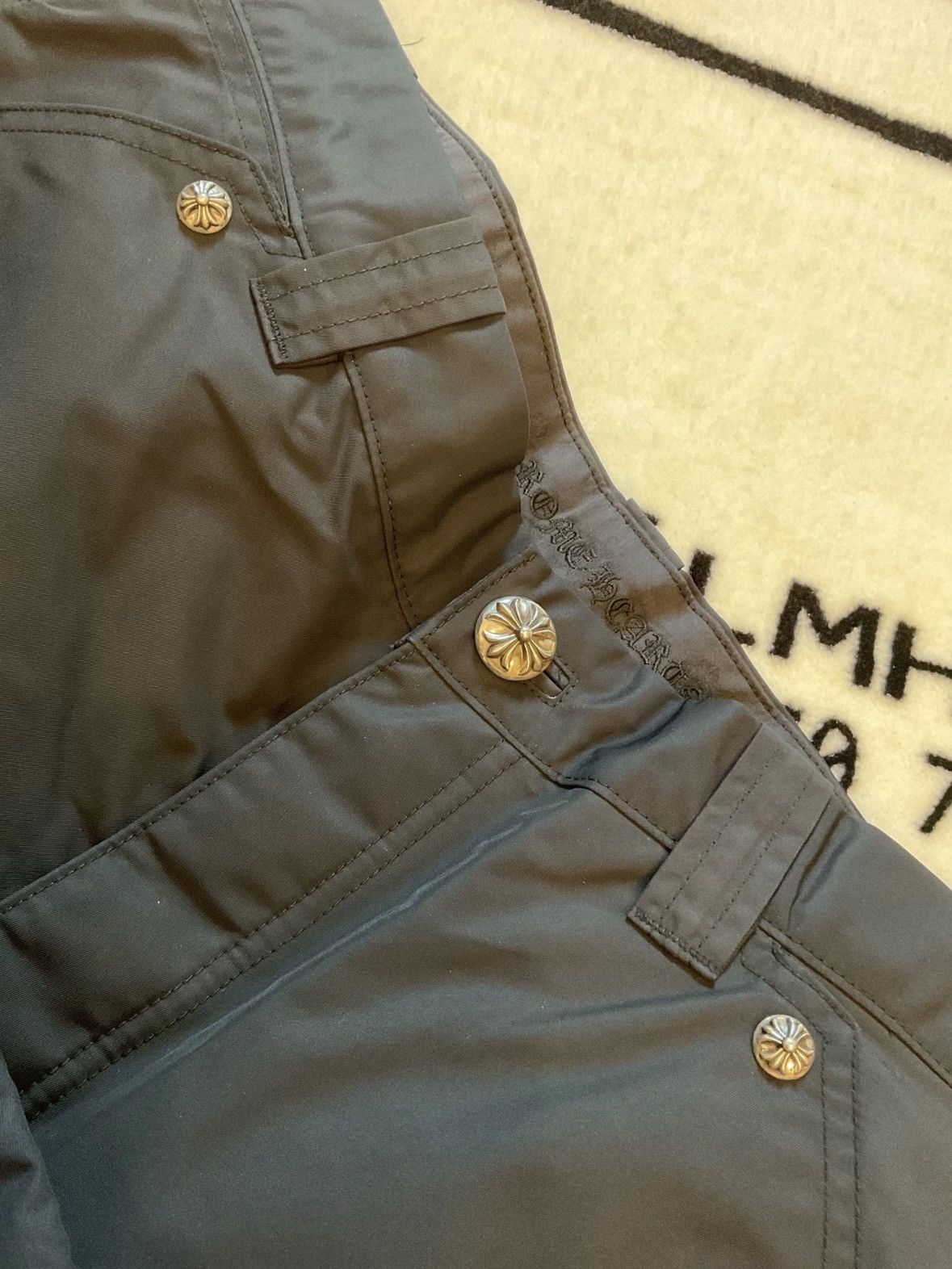 Chrome Hearts CHROME HEARTS cargo pants Size US 34 / EU 50 - 14 Thumbnail