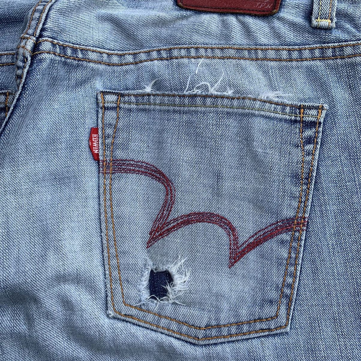 Japanese Brand Vintage 90s Era Japan Edwin Blue Washed Distressed Jeans W34 Size US 34 / EU 50 - 12 Thumbnail
