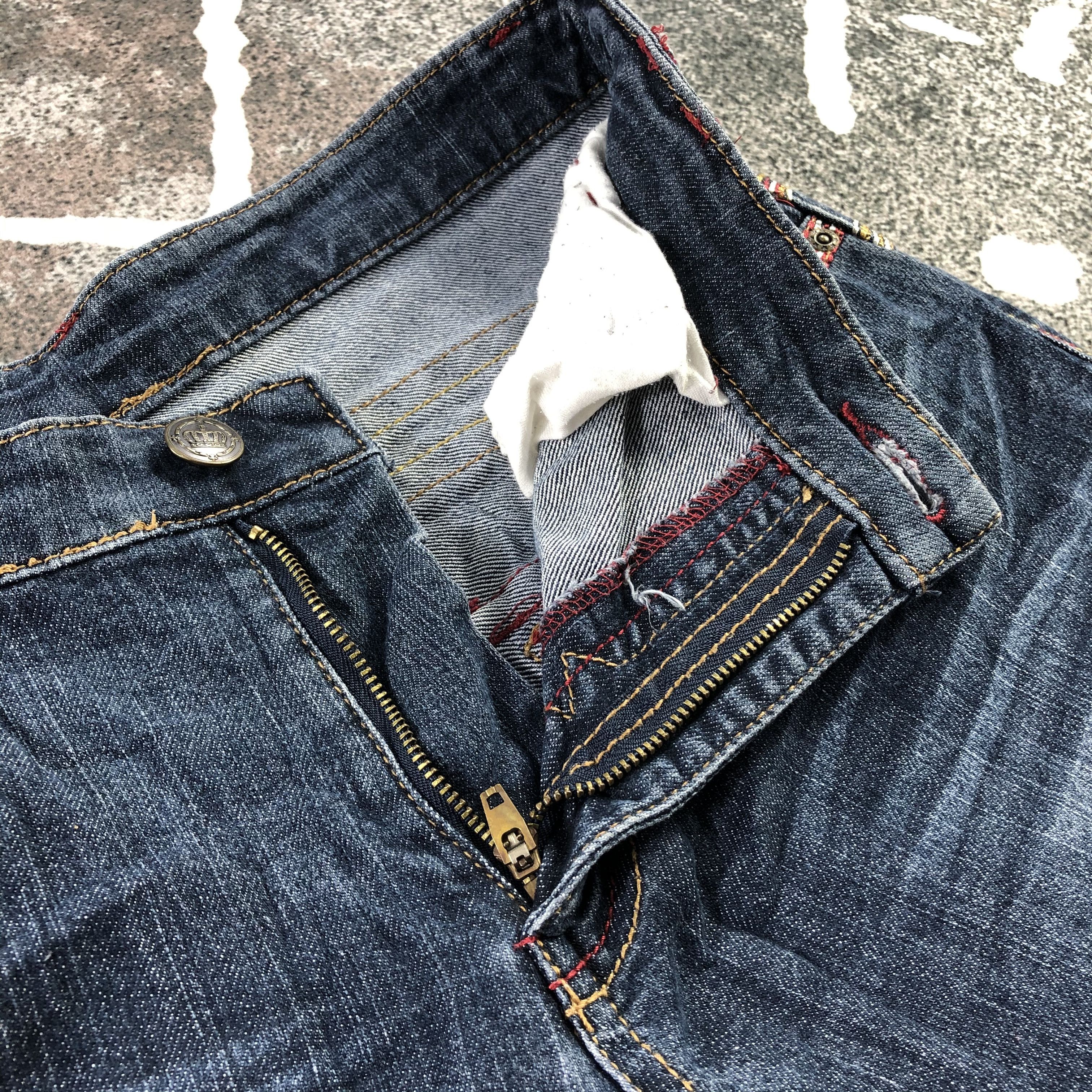 Japanese Brand Japanese Brand Denim Blue Wash Flare Jeans KJ1306 Size 32" / US 10 / IT 46 - 6 Thumbnail