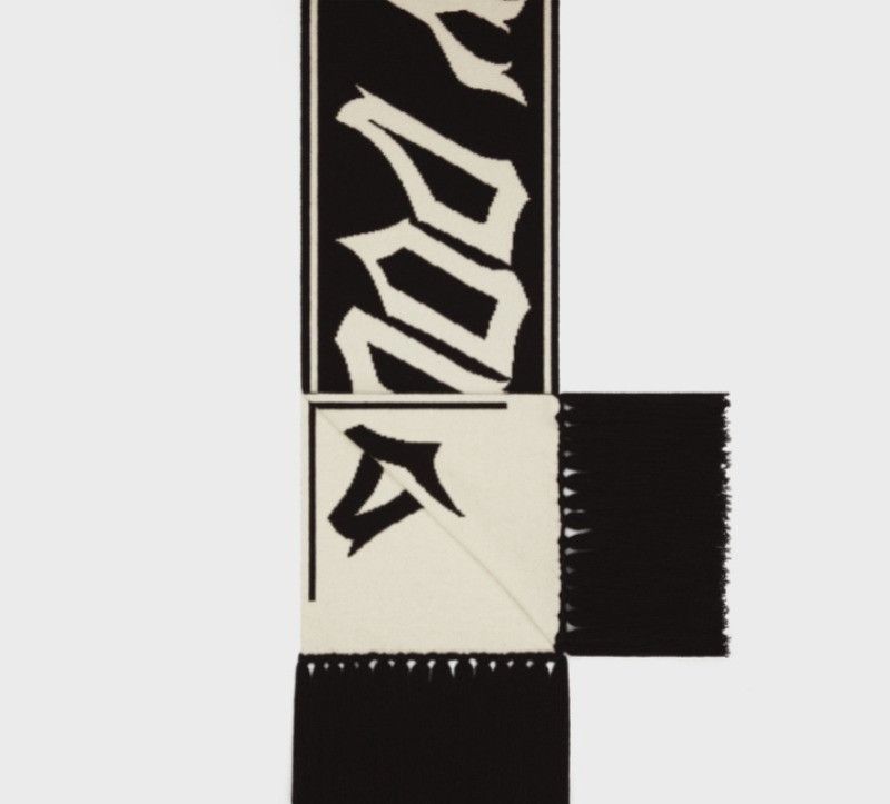 Celine o1bcso1str0225 2AUN7968P Size: OS / Scarf in Black & White Size ONE SIZE - 3 Thumbnail