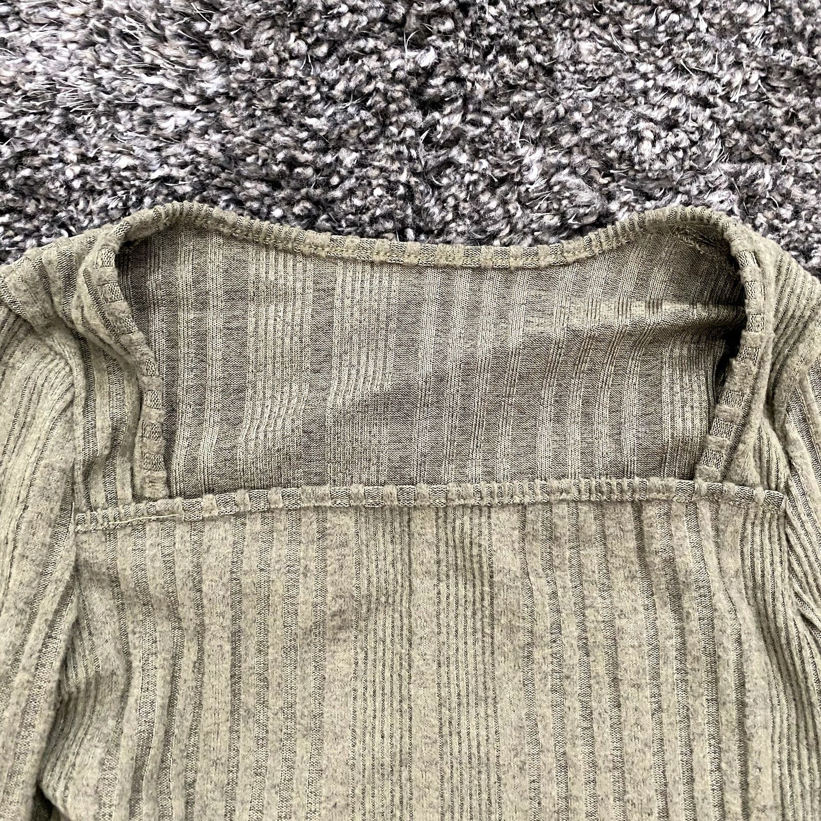 Shein Long Sleeve Crop Top in Green, Size XS Size XS / US 0-2 / IT 36-38 - 2 Thumbnail