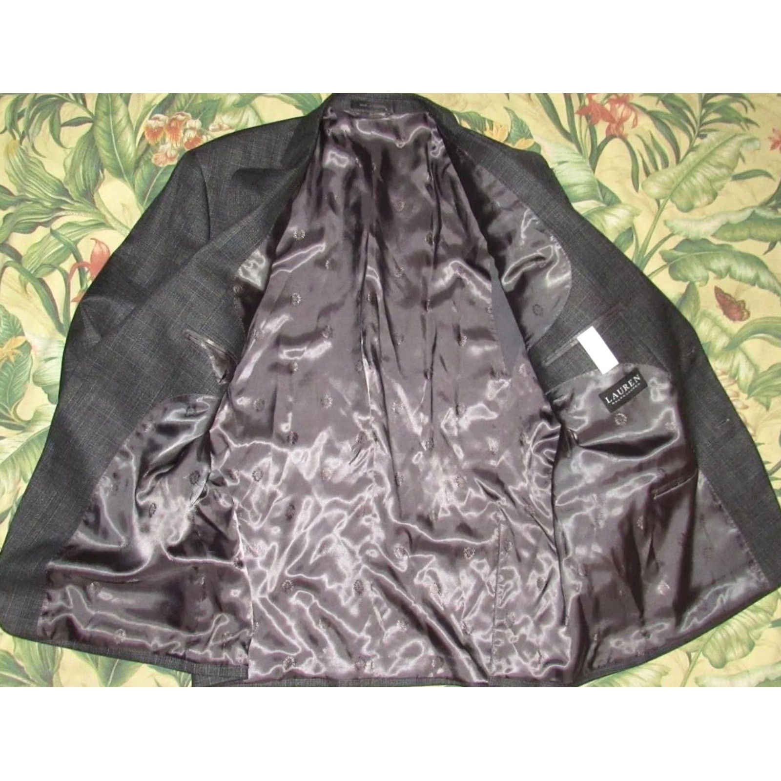 Ralph Lauren Polo RALPH LAUREN Grey Plaid Blazer Jacket 46R NWOT Polo Ralph Lauren Blazer Men 46R Grey Plaid NWOT Size US XXL / EU 58 / 5 - 4 Thumbnail