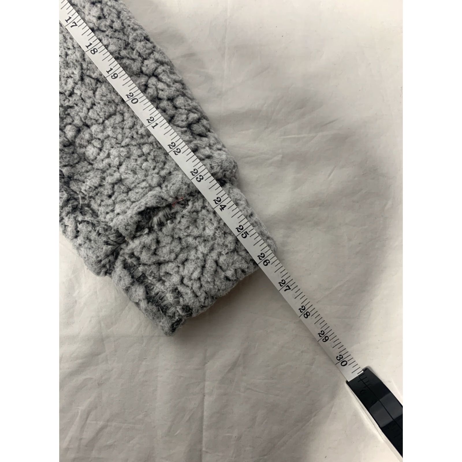 Weatherproof VINTAGE Weatherproof Women's Frosty Tipped Sherpa Pullover Size M Gray 1/4 Zip Sweater Regular Fit Fall Winter Womens Size M / US 6-8 / IT 42-44 - 6 Thumbnail