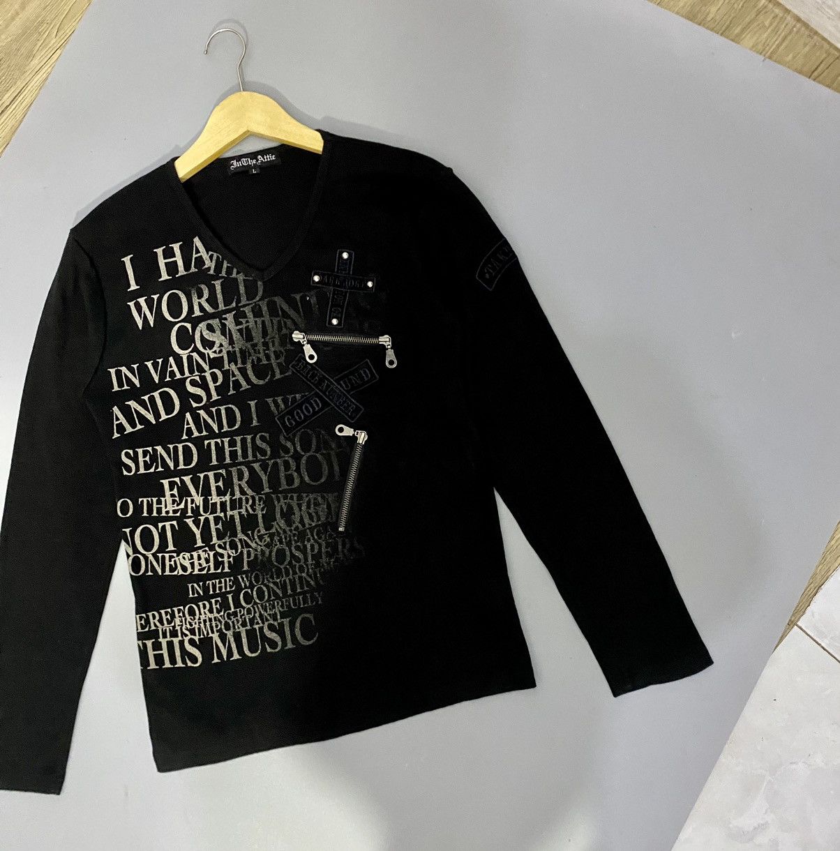 In The Attic 💥Bondage💥In The Attic Poem Longsleeve Size US L / EU 52-54 / 3 - 3 Thumbnail