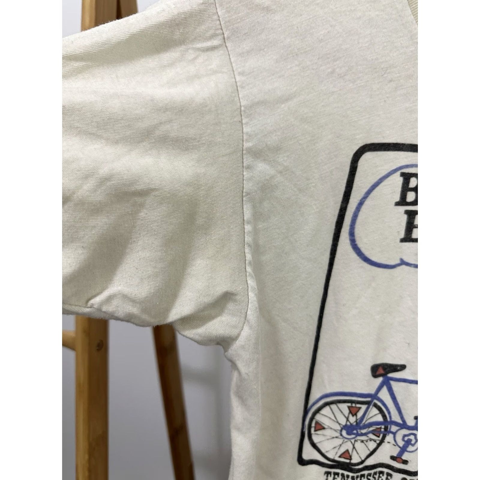 Vintage VINTAGE 80s Be Safer Be Seen Optometric Auxiliary Eye Paper Thin Worn T-Shirt M Adult Mens White Size US M / EU 48-50 / 2 - 8 Thumbnail