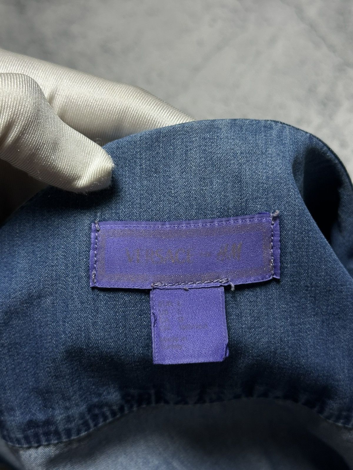 H&M × Versace Versace x H&M Denim Jeans Long Sleeve Shirt Size US L / EU 52-54 / 3 - 9 Thumbnail