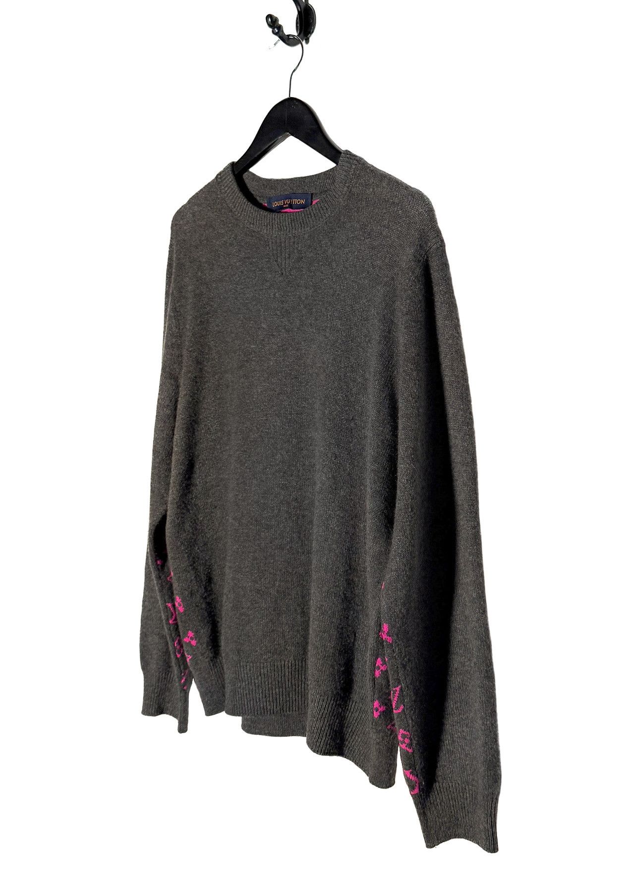 Louis Vuitton Louis Vuitton FW18 Grey Cashmere Pink Monogram Sweater Size US XL / EU 56 / 4 - 3 Thumbnail