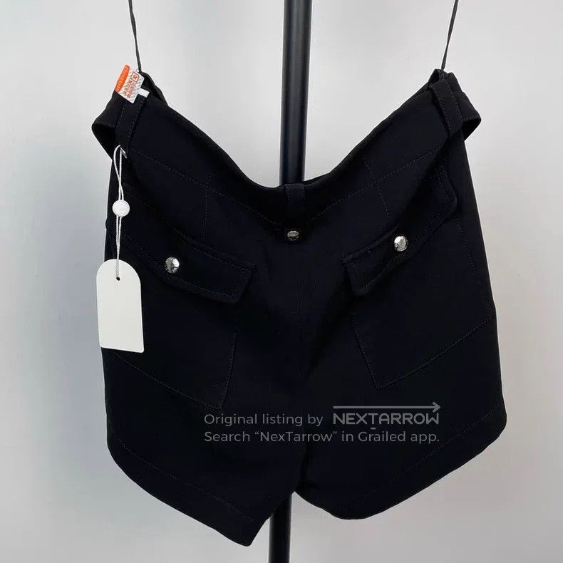 Louis Vuitton Louis Vuitton Black shorts Size US 40 / EU 56 - 2 Thumbnail