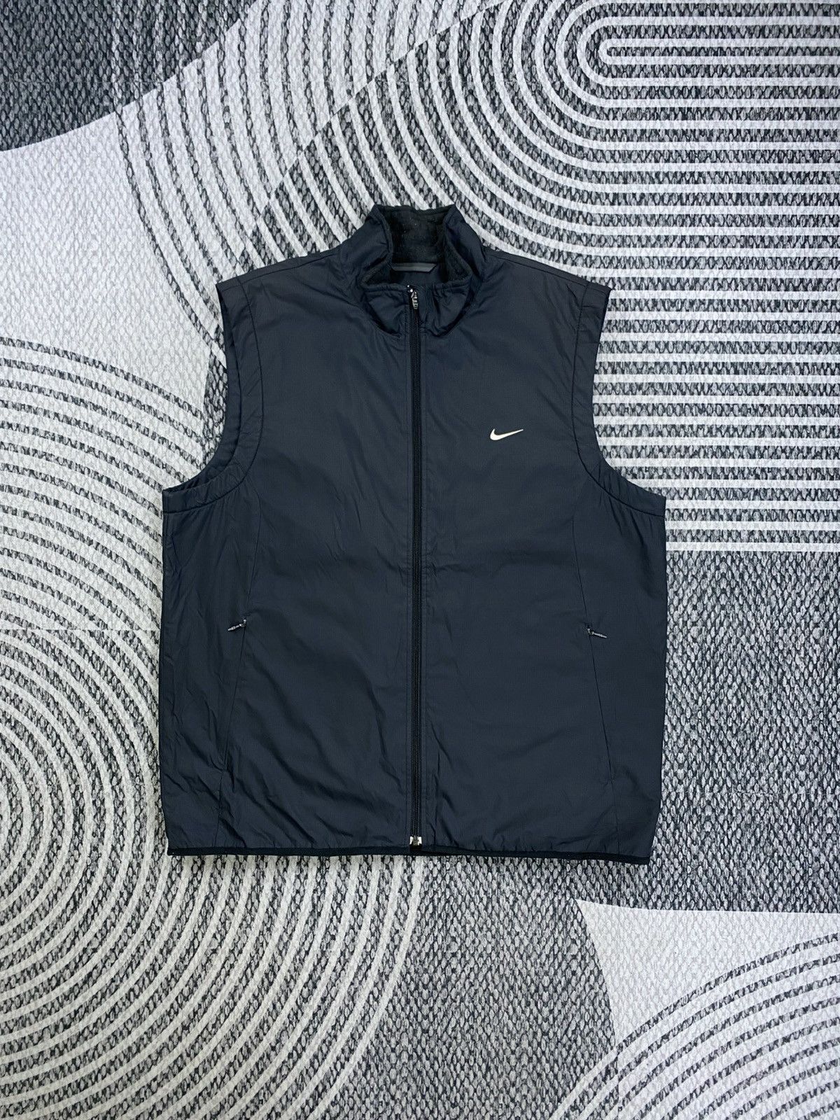 Nike Vintage Nike Golf Premium Black Zipper Vest Size US M / EU 48-50 / 2 - 1 Thumbnail
