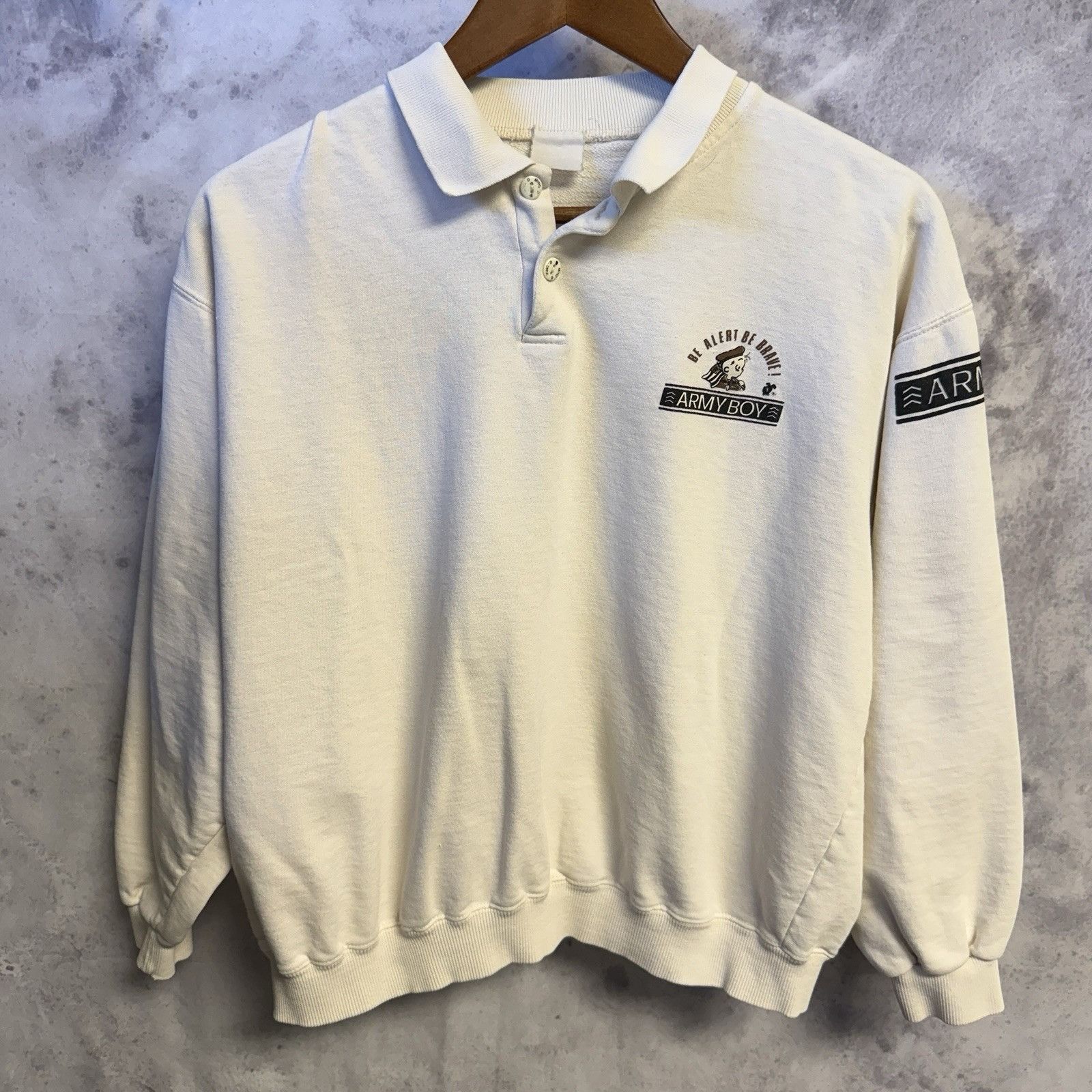 Vintage Vintage 90s Army Boy Sweatshirt Mens Large 22.5x21 White Col Size US L / EU 52-54 / 3 - 1 Thumbnail