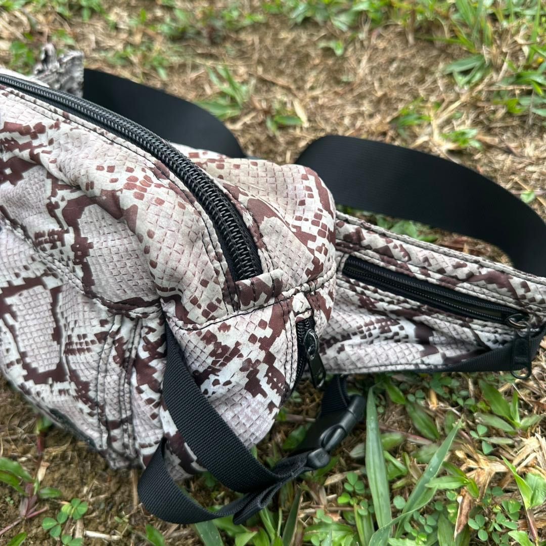 Head Porter Head Porter Snake Waist Bag — Archival Japan 🐍 Free Ship Size ONE SIZE - 4 Thumbnail