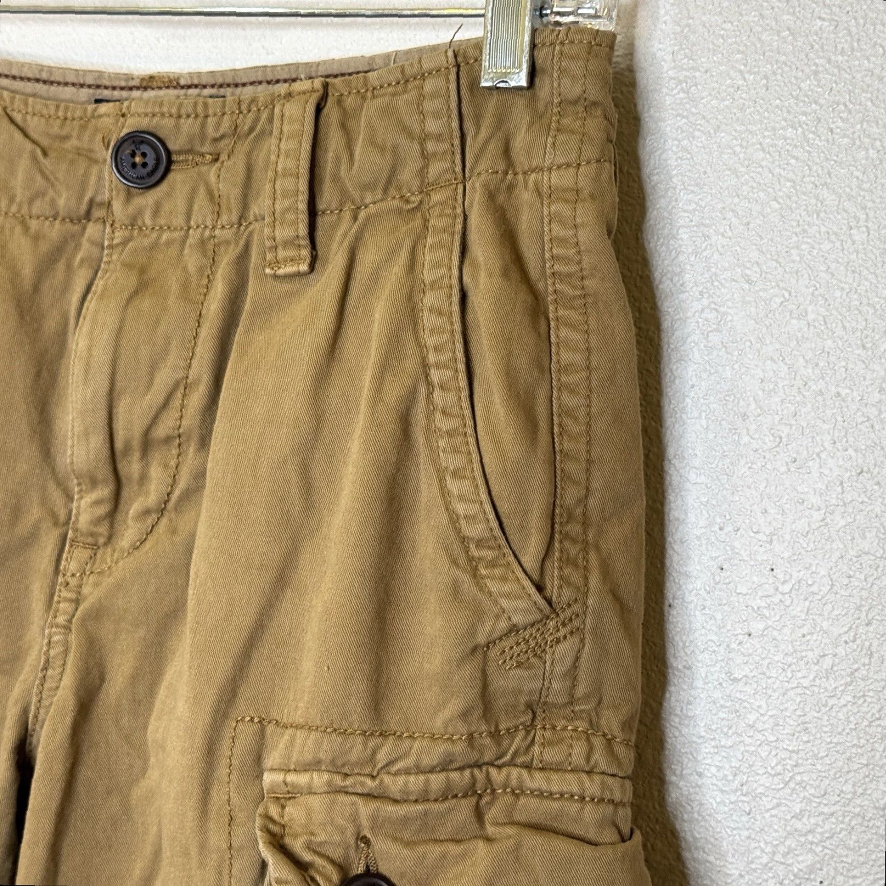 American Eagle Outfitters American Eagle Cargo Shorts Mens 26 Dark Khaki Brown 100% Cotton Classic Size US 26 / EU 42 - 2 Thumbnail