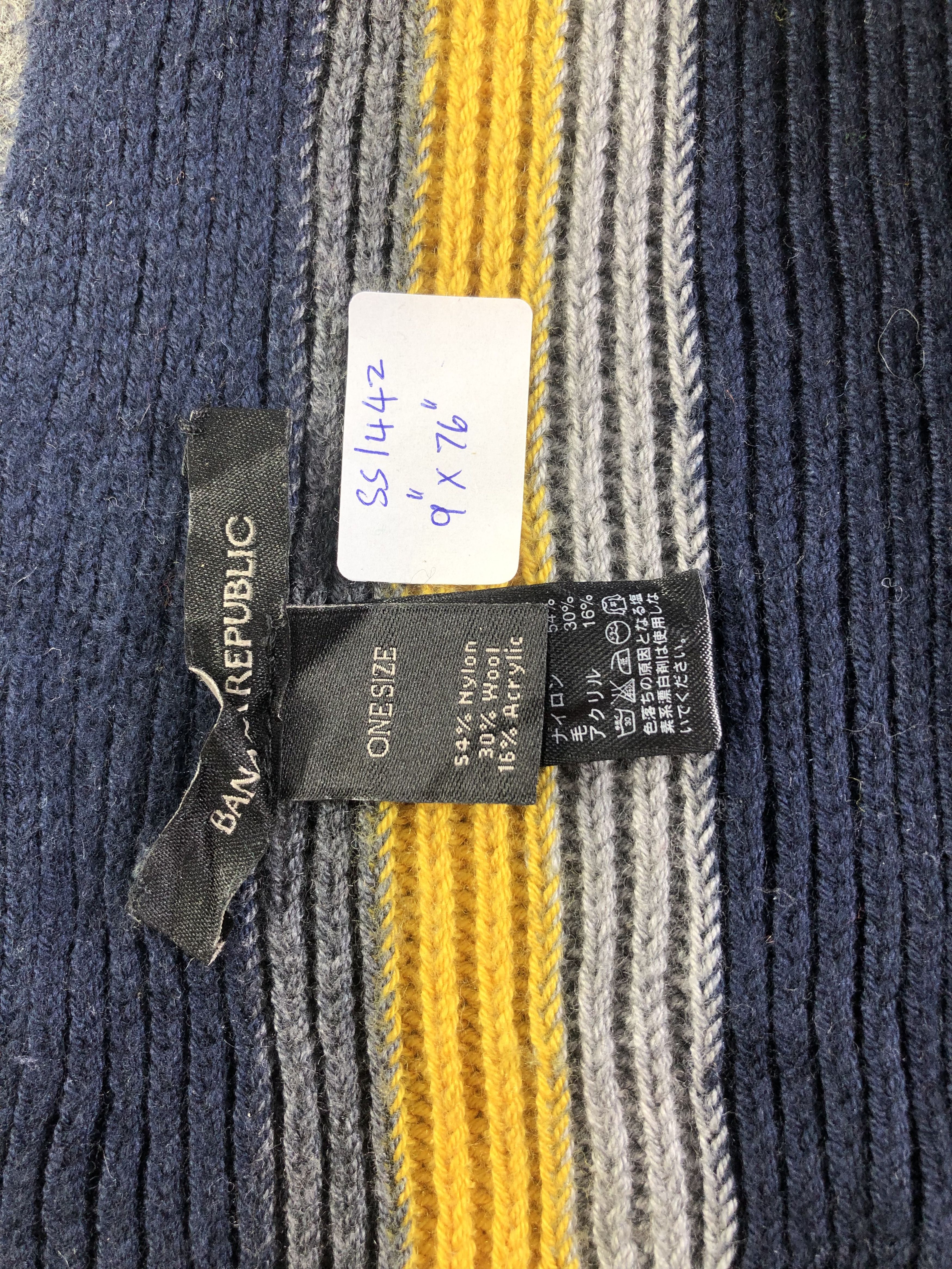 Banana Republic Banana Republic Scarf / Muffler / Neckwear SS1442 Size ONE SIZE - 4 Thumbnail