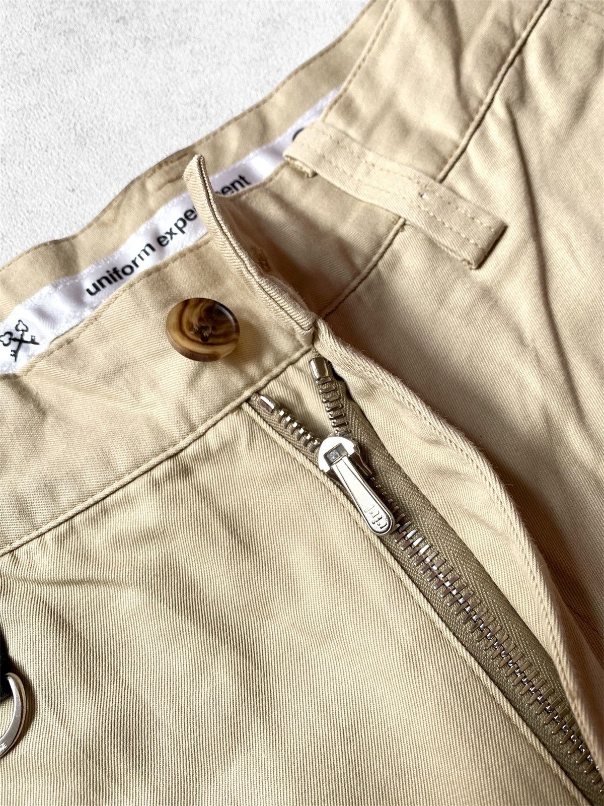 uniform experiment Uniform Experiment x Fragment Design Beige Short Pants Size US 30 / EU 46 - 6 Thumbnail