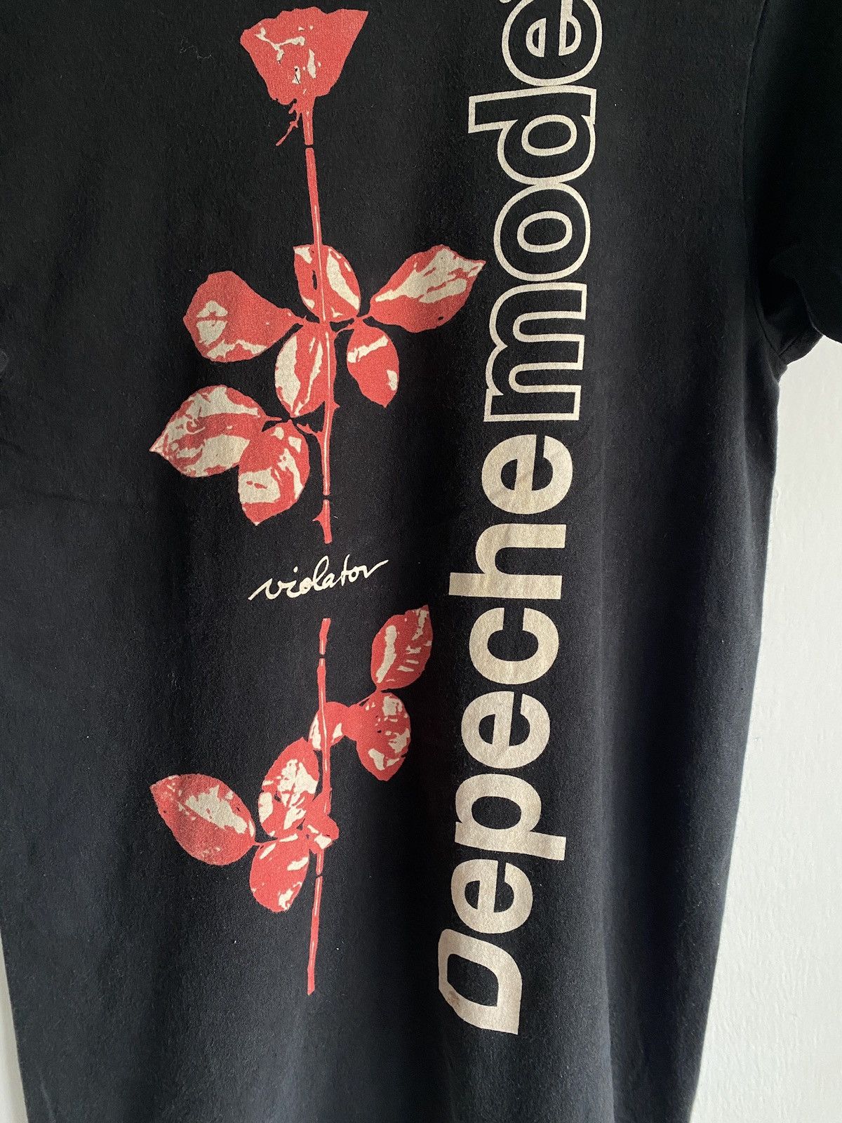 Band Tees × Vintage Disstressed Depeche Mode Band Tee Size US S / EU 44-46 / 1 - 2 Thumbnail