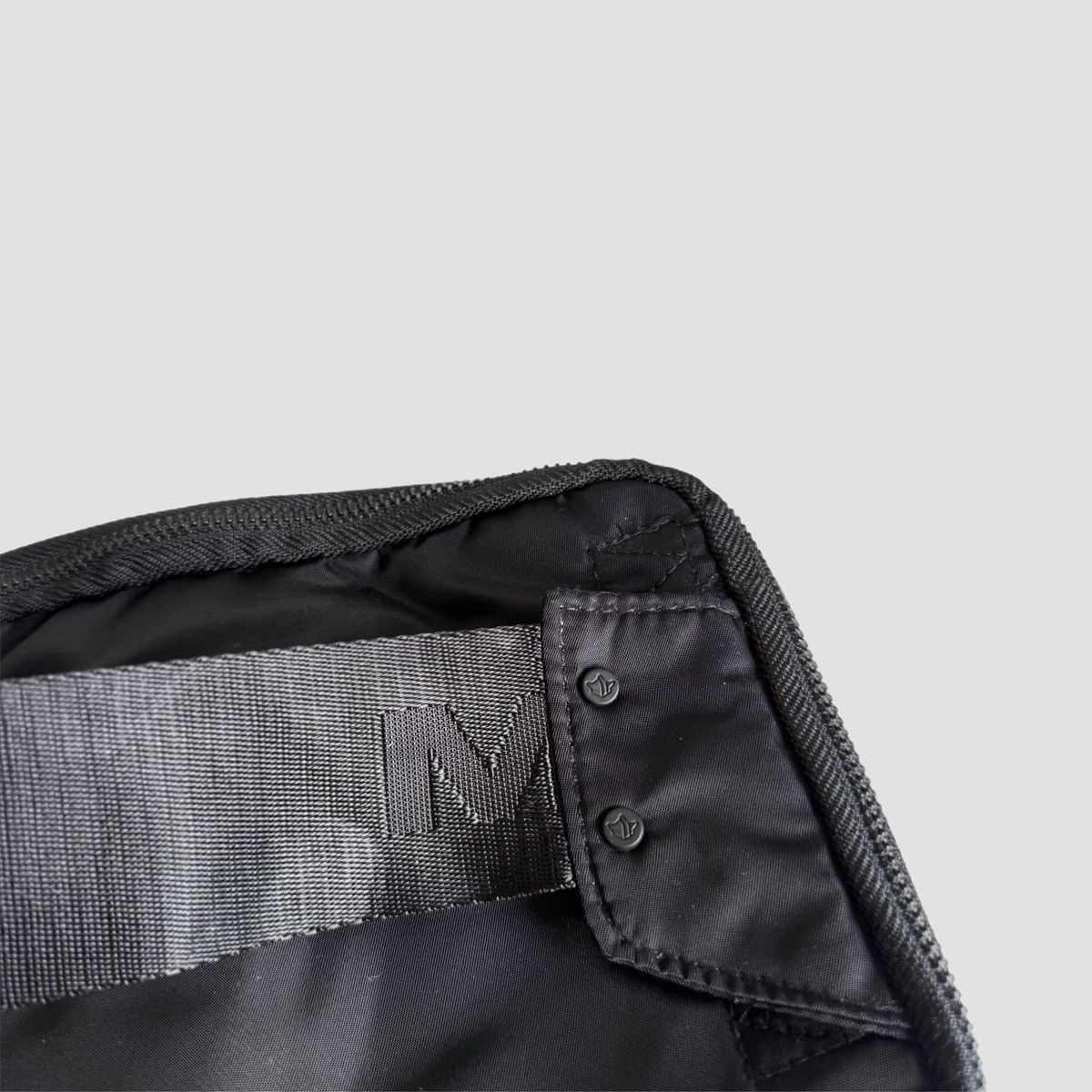 Maharishi Maharishi Mini Travel Waist Bag Black Size ONE SIZE - 8 Thumbnail