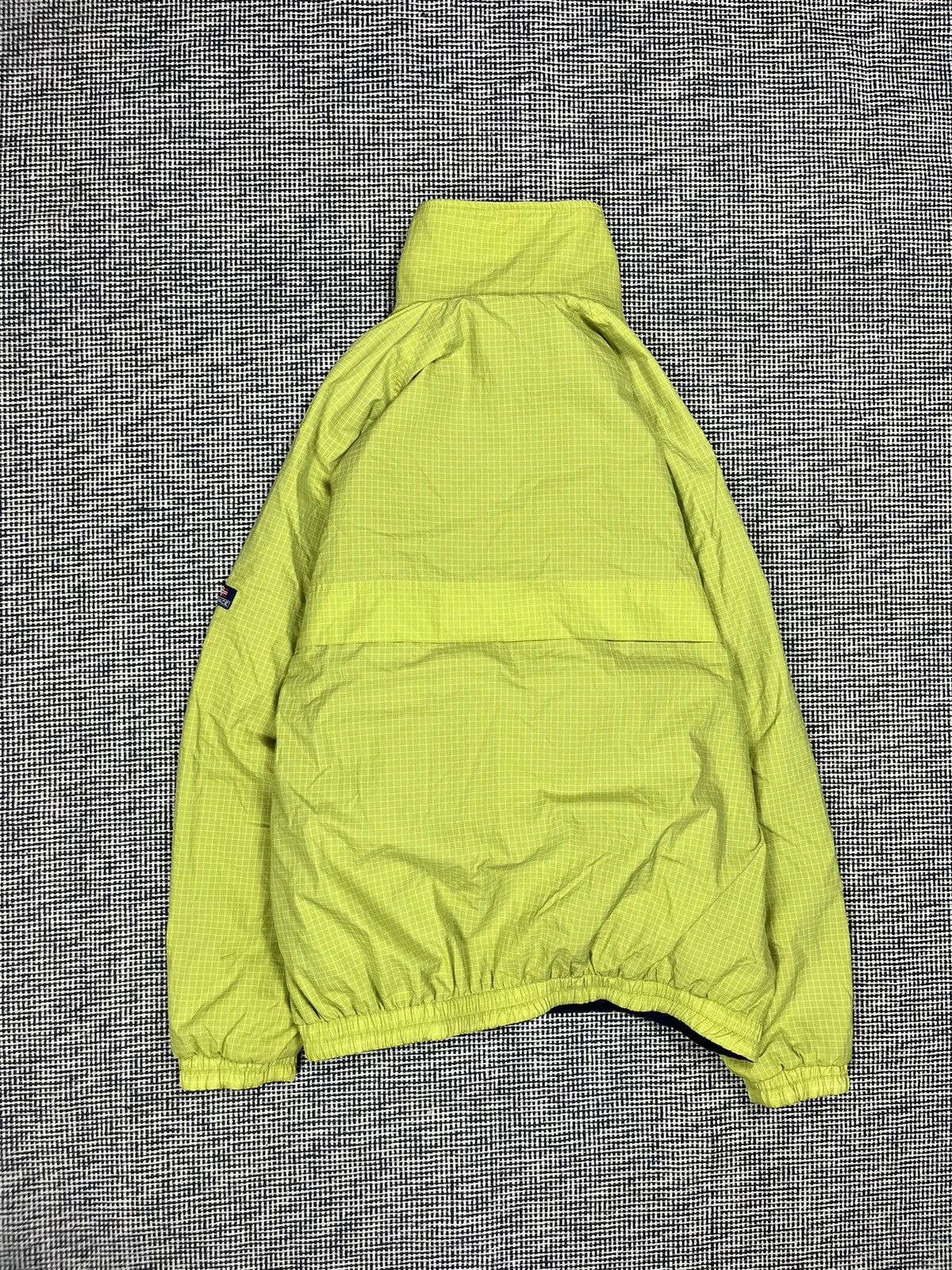 Helly Hansen × Vintage vintage 90s reversible Helly Hansen fleece jacket y2k rave Size US L / EU 52-54 / 3 - 5 Thumbnail