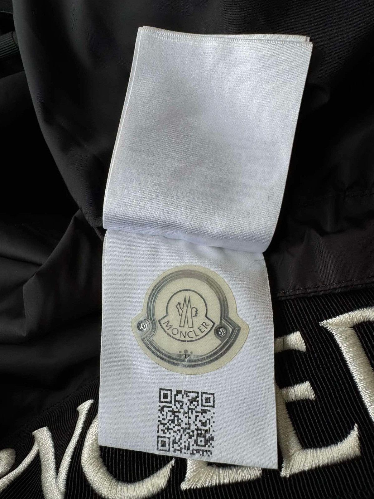 Moncler Moncler Massereau logo tape jacket Size US L / EU 52-54 / 3 - 9 Thumbnail