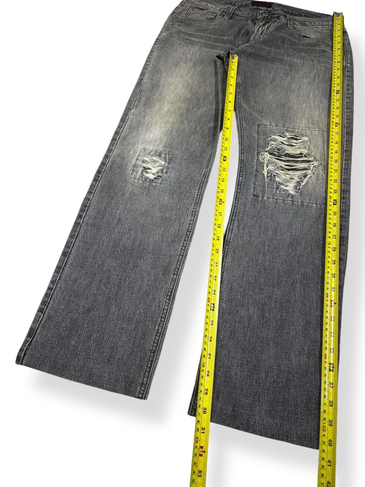 Japanese Brand Japanese Brand TMT Big Holiday Patchwork Distressed Jeans Size US 33 - 13 Thumbnail