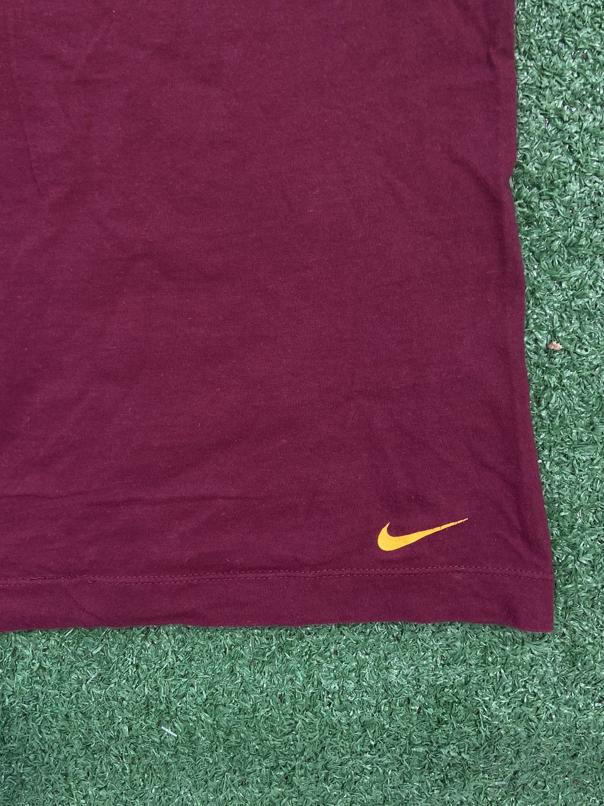 Nike Swoosh central nike tee Size US S / EU 44-46 / 1 - 4 Thumbnail