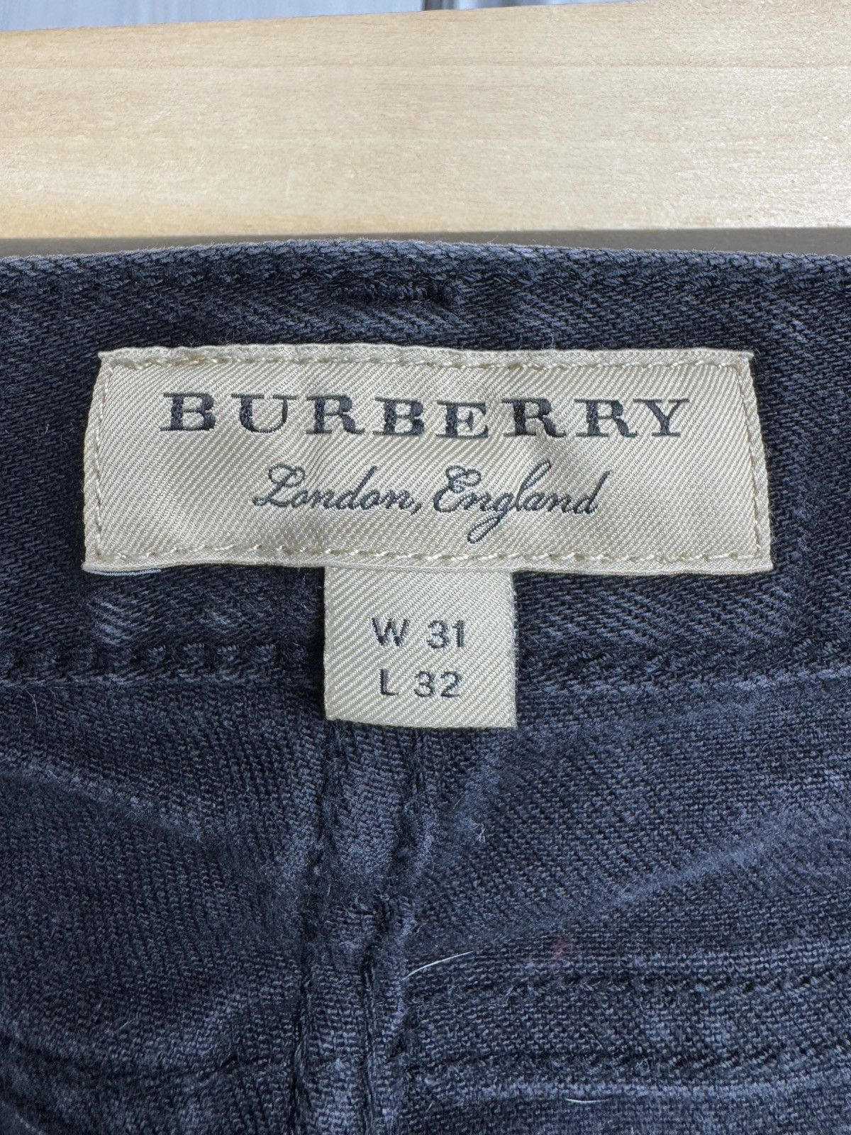 Burberry Burberry London England Skinny Fit grey stretchy denim jeans Size US 31 - 11 Thumbnail