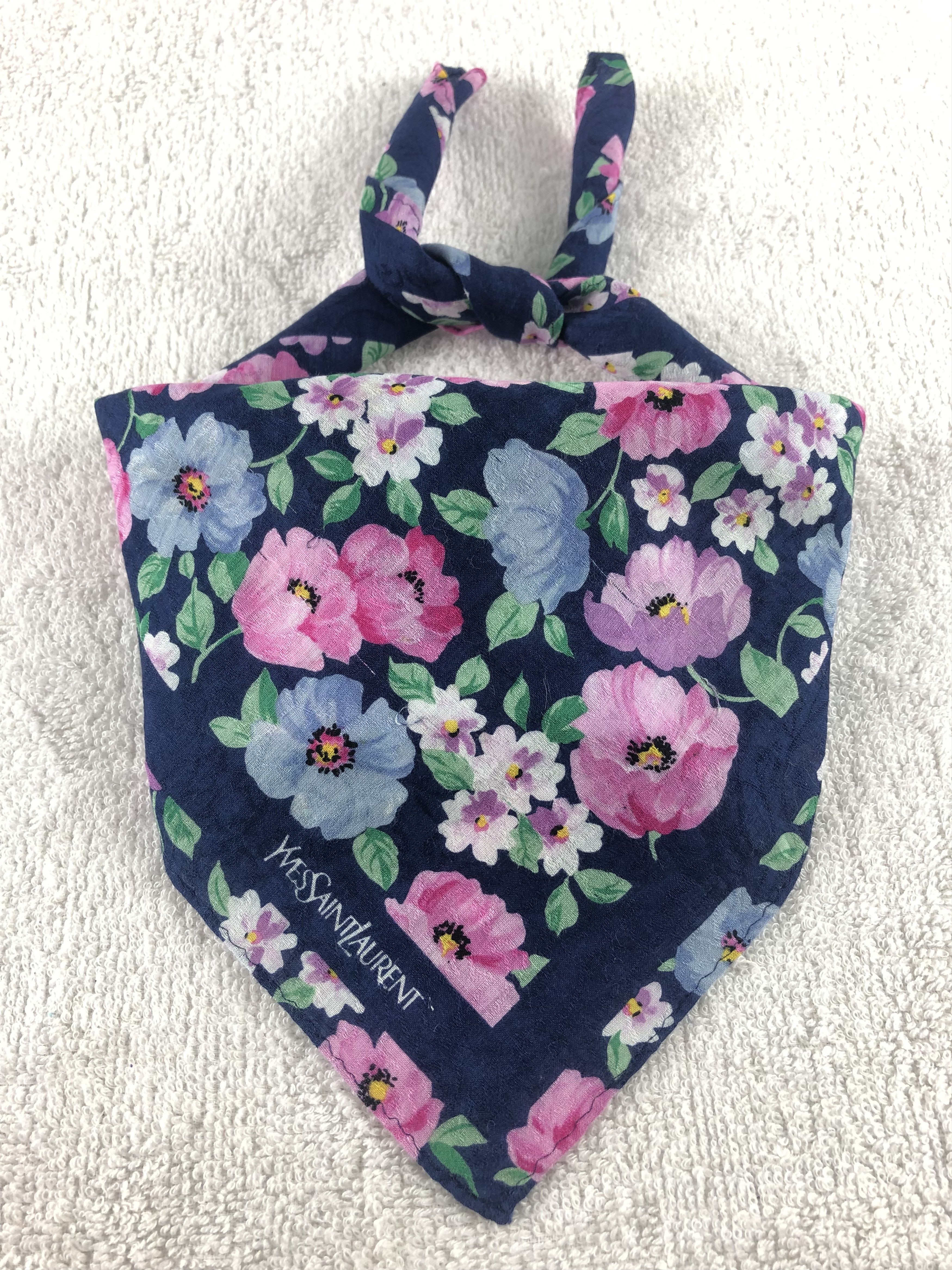 Yves Saint Laurent Yves Saint Laurent Handkerchief / Bandana / Neckerchief Size ONE SIZE - 2 Thumbnail