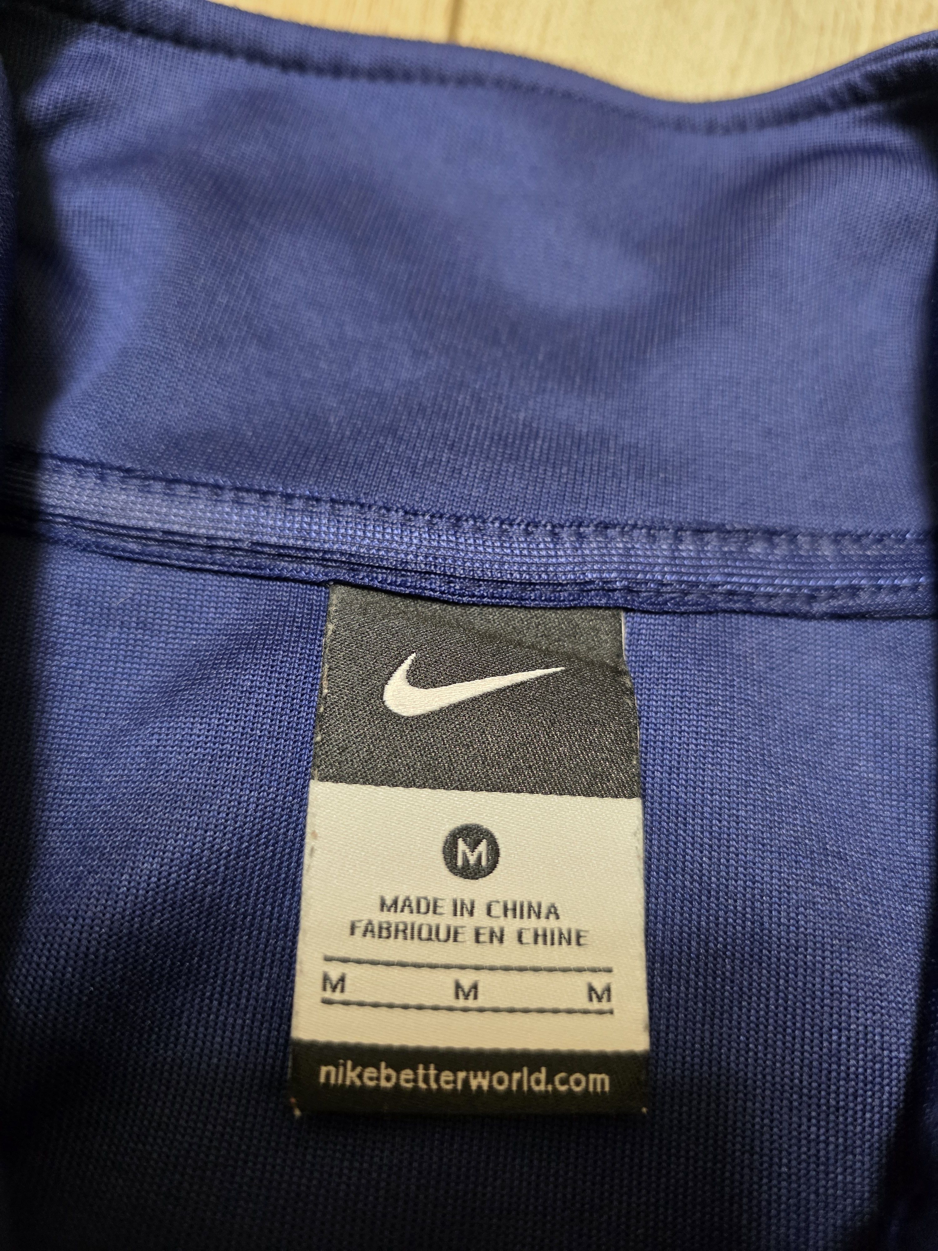 Nike BARCELONA 2015 TRAINING FOOTBALL JACKET PRE MATCH SOCCER Size US M / EU 48-50 / 2 - 6 Thumbnail