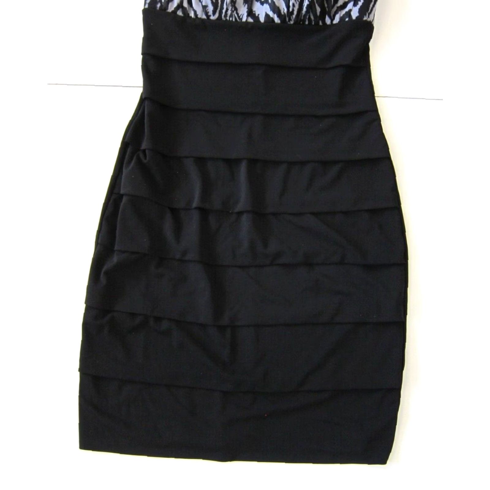 Vintage En Focus Studio Stretch Black Zebra Print Ruffle Bodycon Halter Dress 4 Size L / US 10 / IT 46 - 7 Thumbnail
