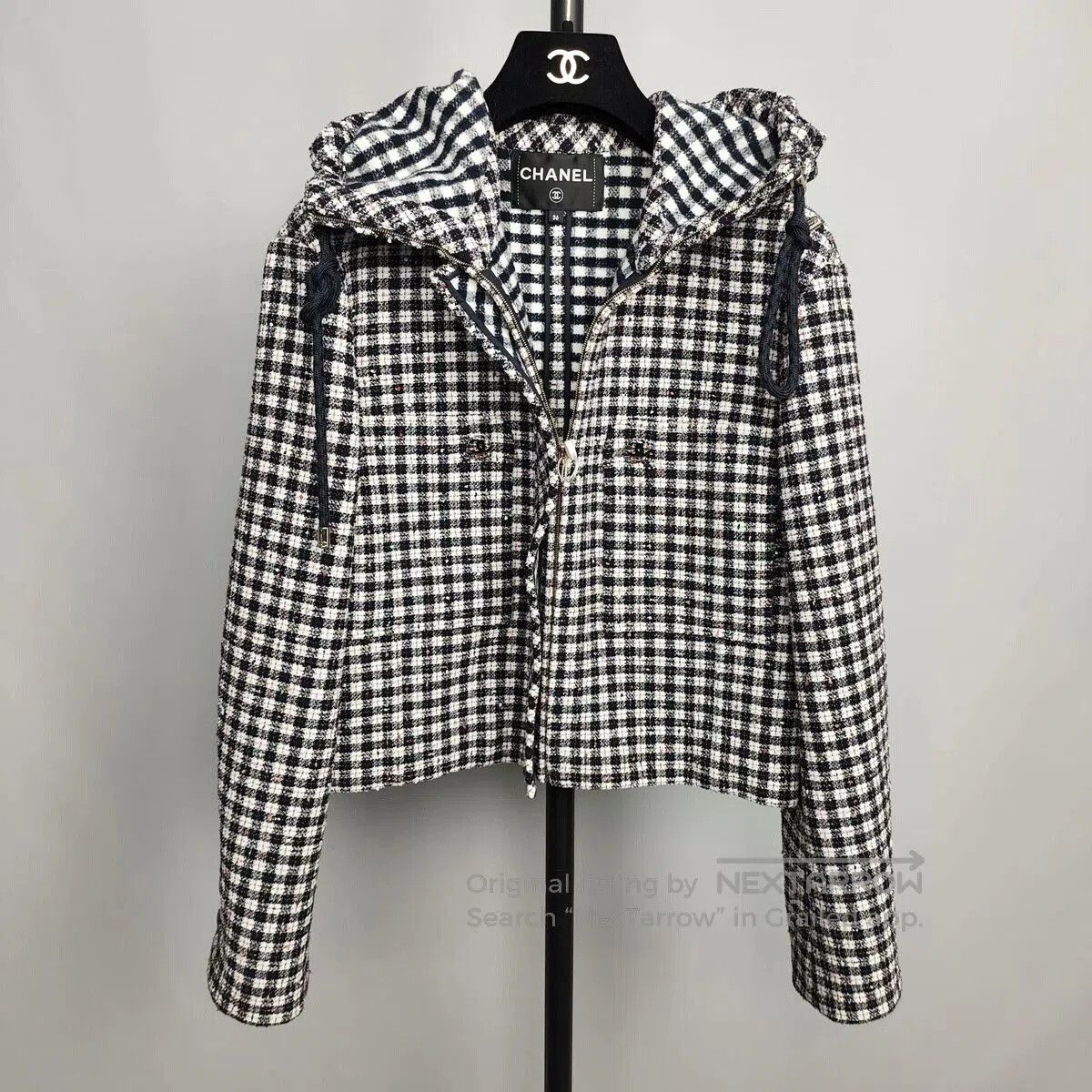 Chanel Chanel 24B Checked Hooded Jacket. Size XS / US 0-2 / IT 36-38 - 1 Thumbnail