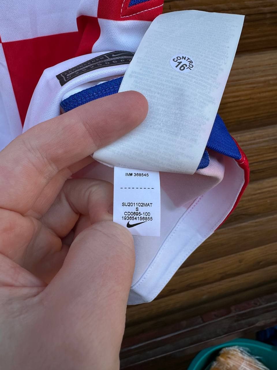 Nike Nike Croatia 2020-2021 Home Soccer Jersey Size US S / EU 44-46 / 1 - 7 Thumbnail
