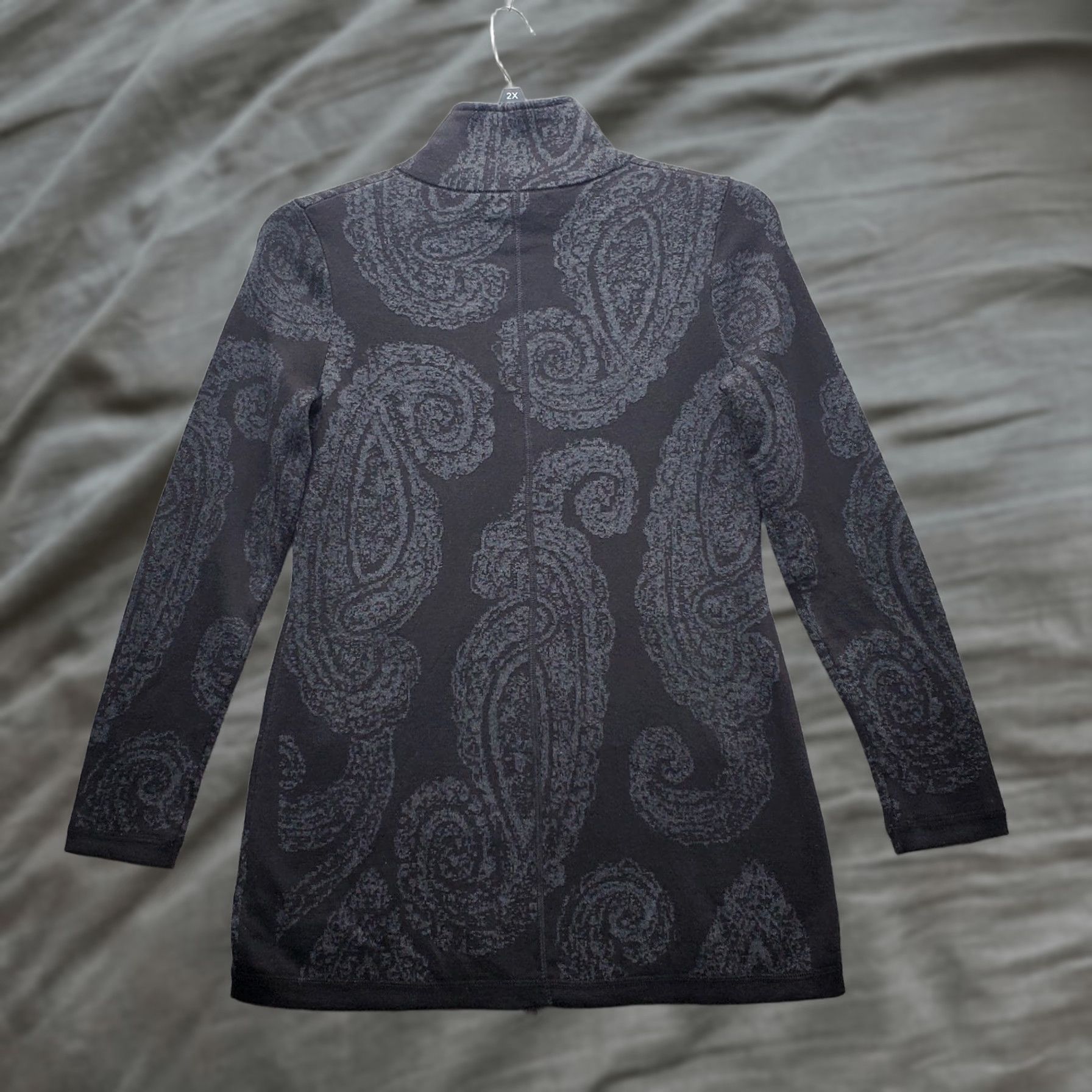 Cynthia Rowley Cynthia Rowley Active Cardigan Sweater Womens S Multi Paisley Print Full Zip Size S / US 4 / IT 40 - 1 Thumbnail