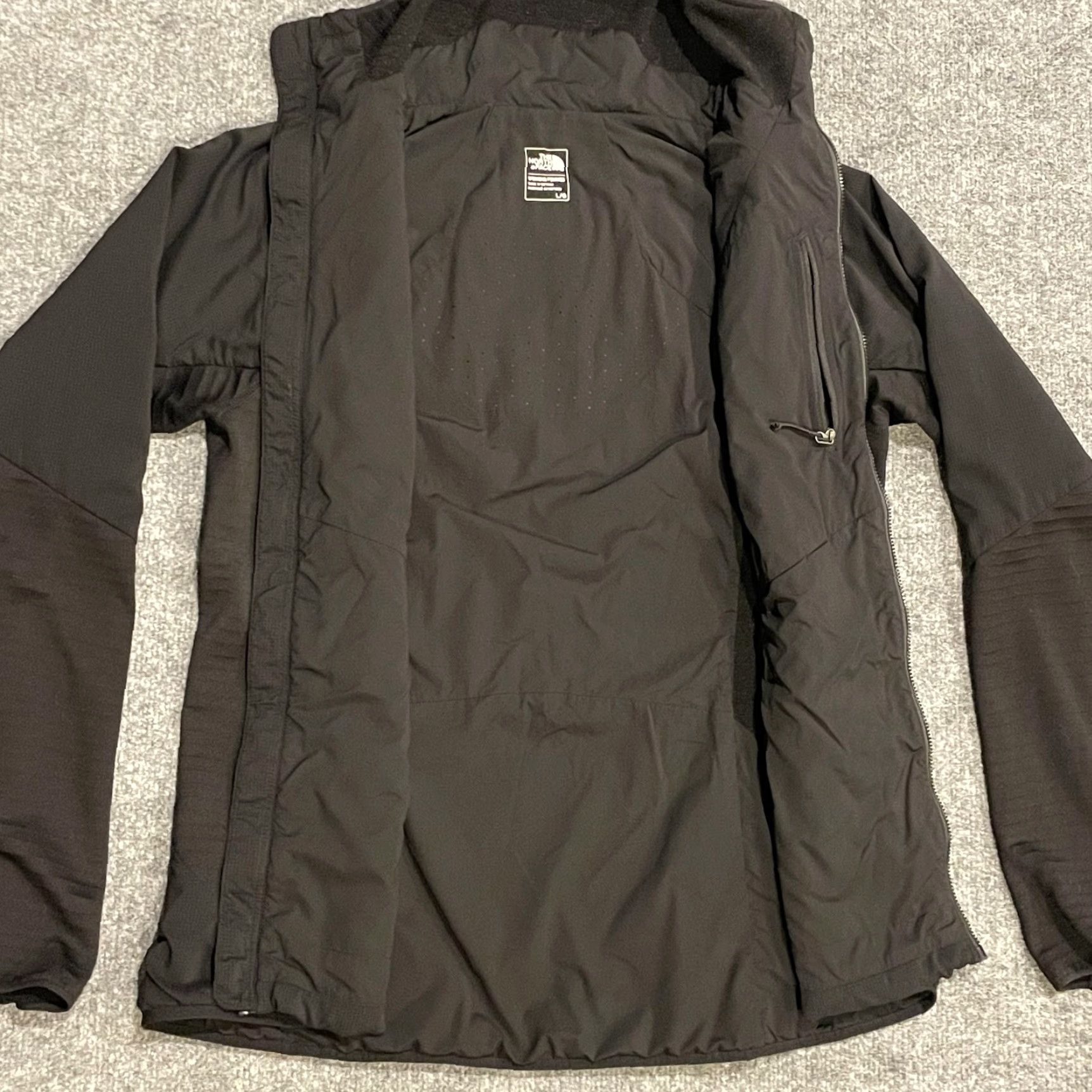 The North Face VINTAGE? No. The North Face Ventrix LT Fleece Hybrid Hoodie Jacket Womens L Black Full Zip Size L / US 10 / IT 46 - 3 Thumbnail
