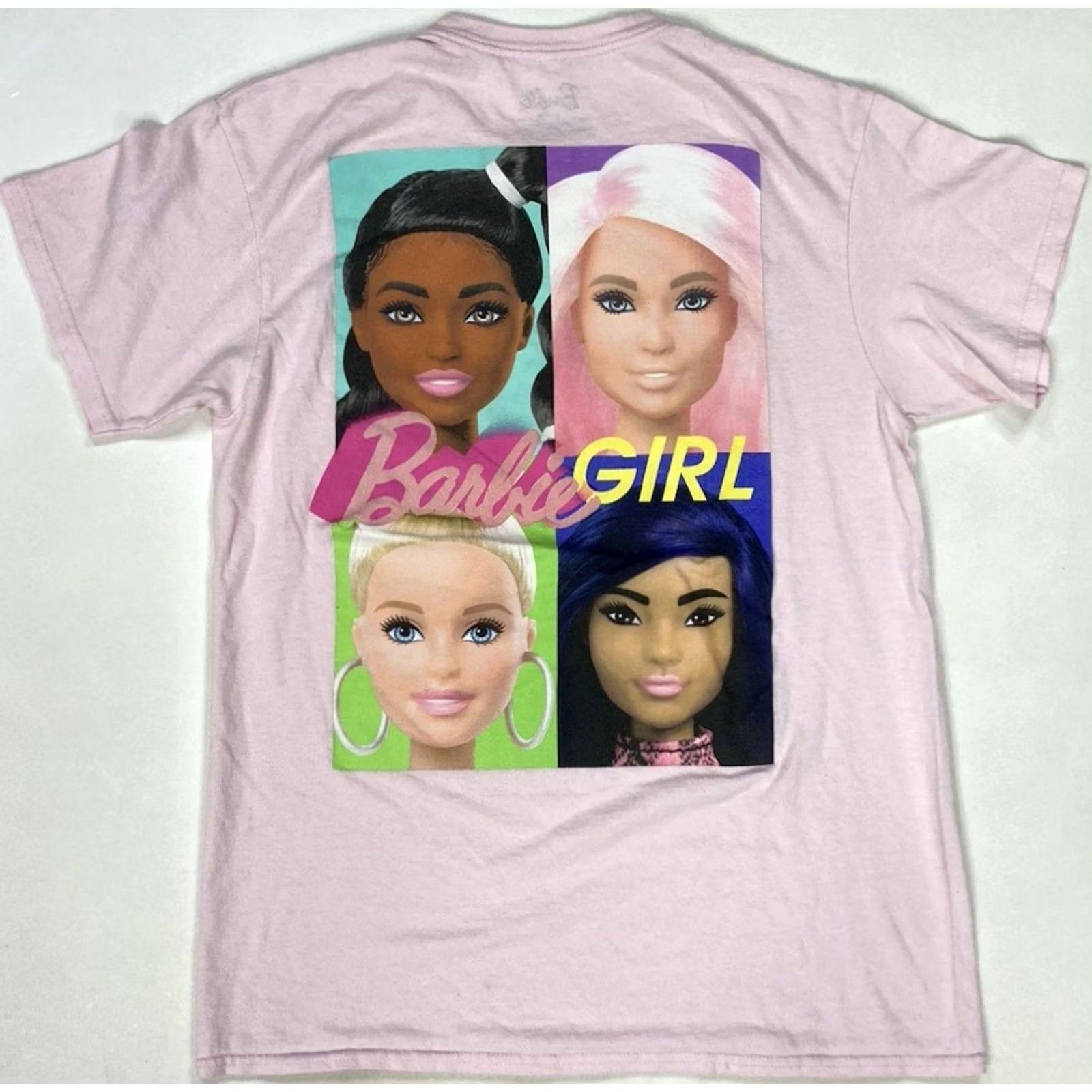 Vintage VINTAGE Barbie T-Shirt Women Small Pink Short Sleeve Size S / US 4 / IT 40 - 2 Thumbnail
