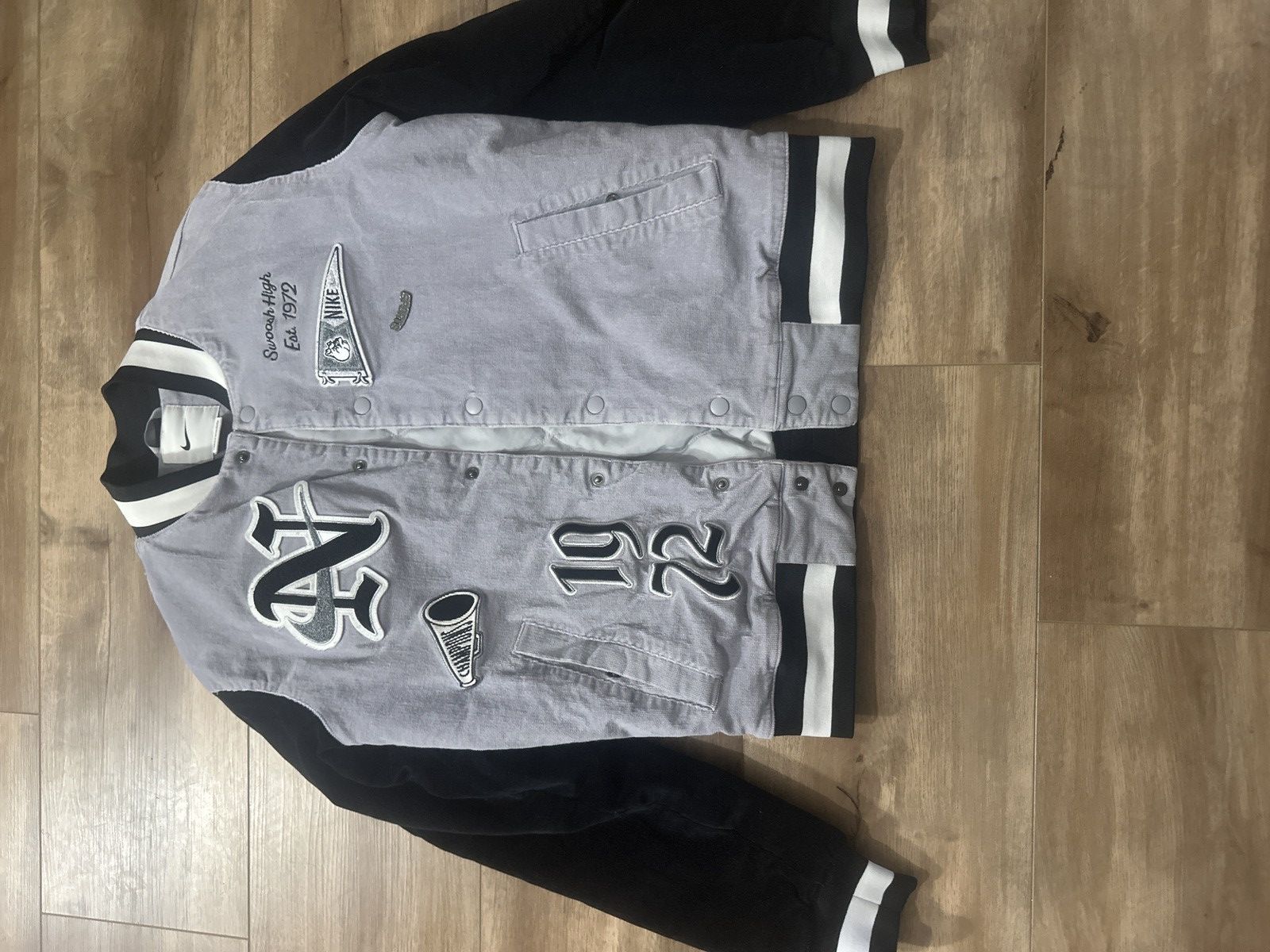 Nike NIKE SPORTSWEAR CORDUROY BOMBER JACKET Size US S / EU 44-46 / 1 - 1 Thumbnail