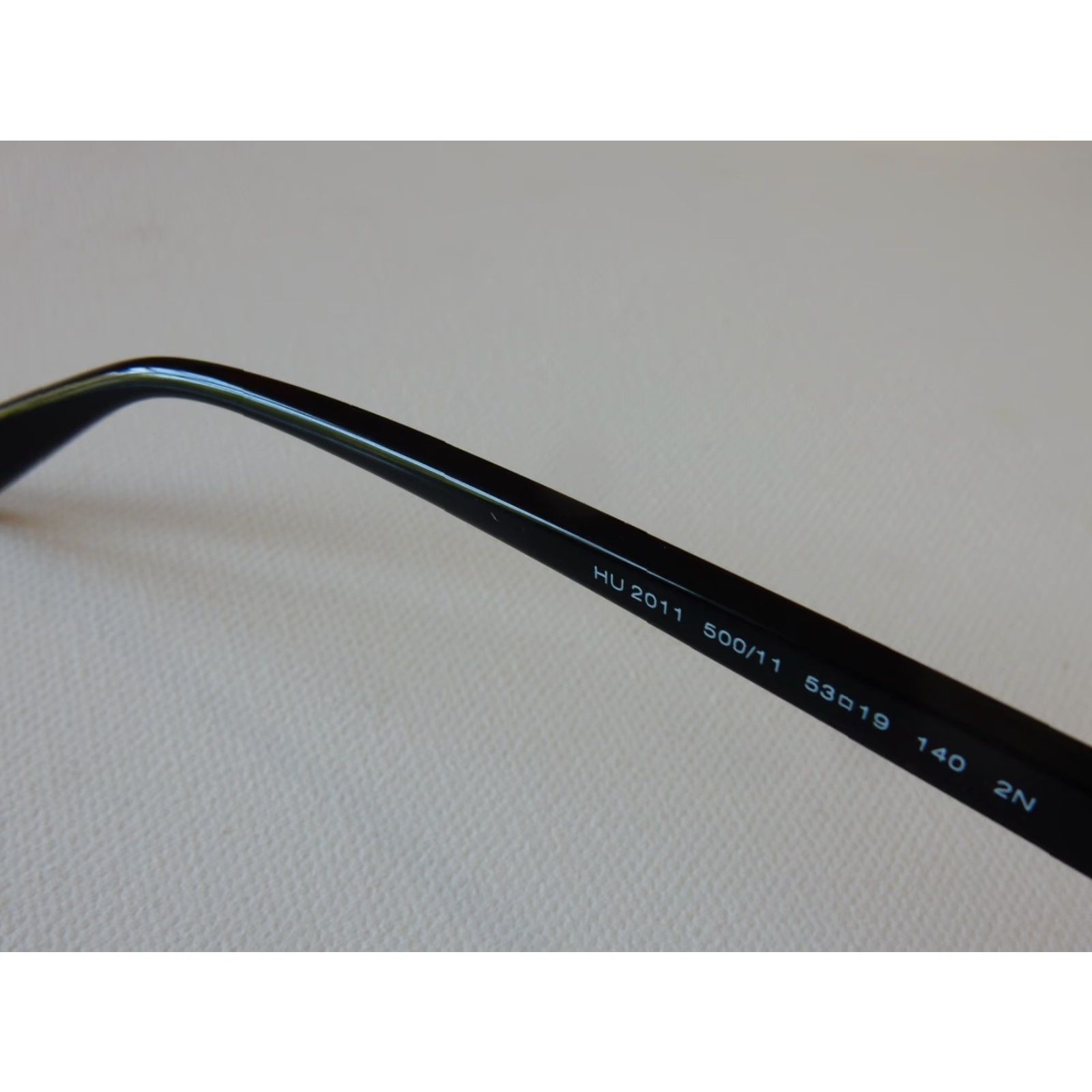 Vintage VINTAGE Sunglasses Hut Women's Sunglasses Black Small Scratches 2011 Size ONE SIZE - 6 Thumbnail