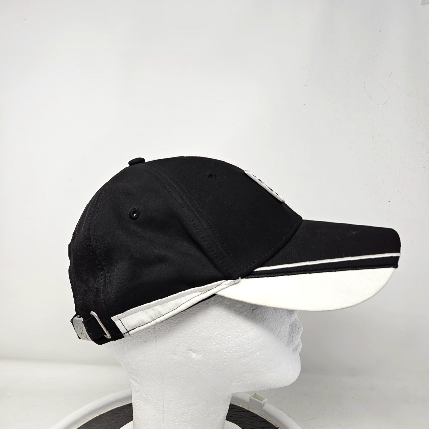 Izod IZOD Hat Cap Strap Back Black White Metal Patch Preppy Mens One Size Adjustable Baseball Cap】 Size ONE SIZE - 3 Thumbnail