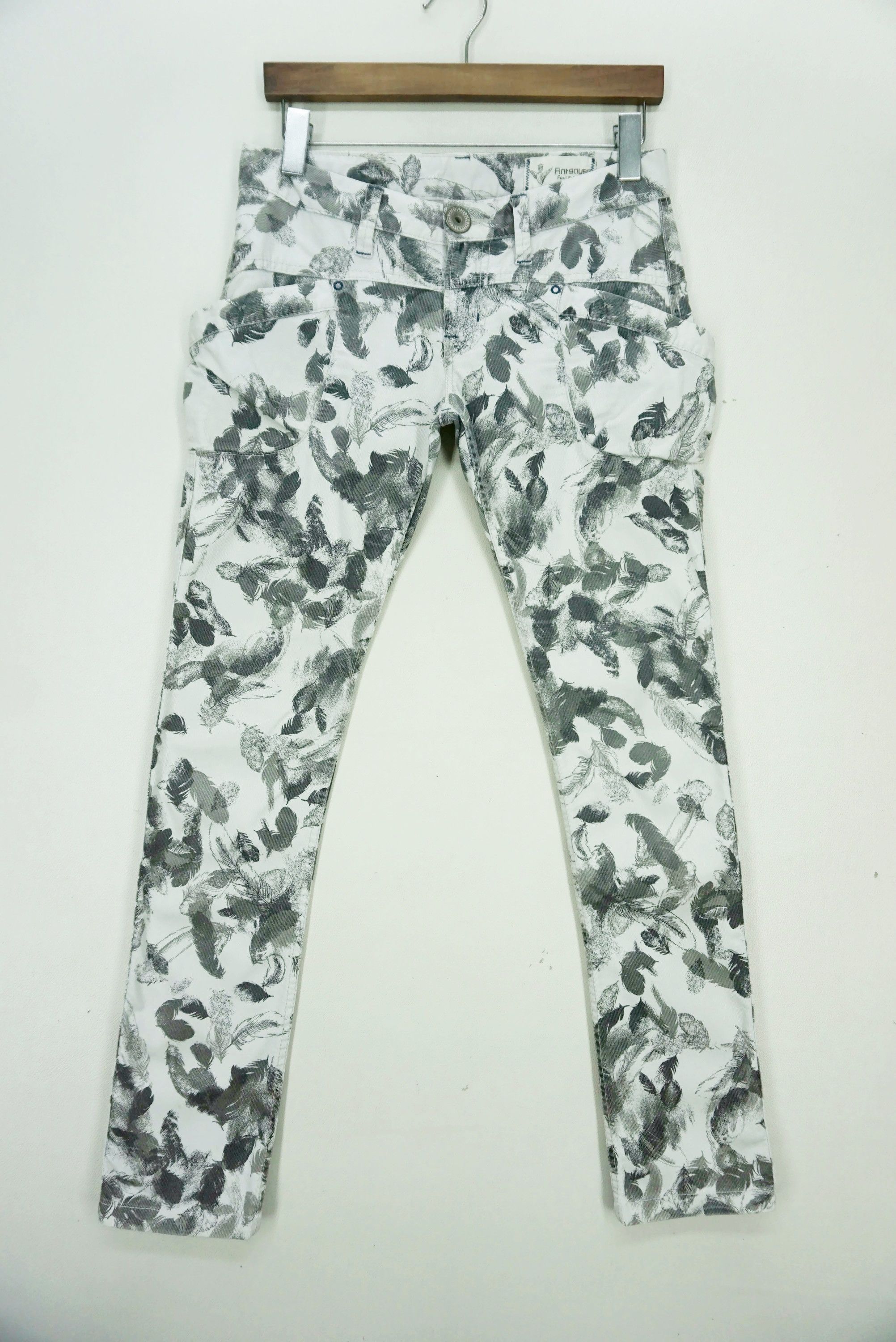 Japanese Brand Antgauge Japan Pants Size 29x30.5 Slim Skinny Feathers Print Size US 29 - 1 Thumbnail