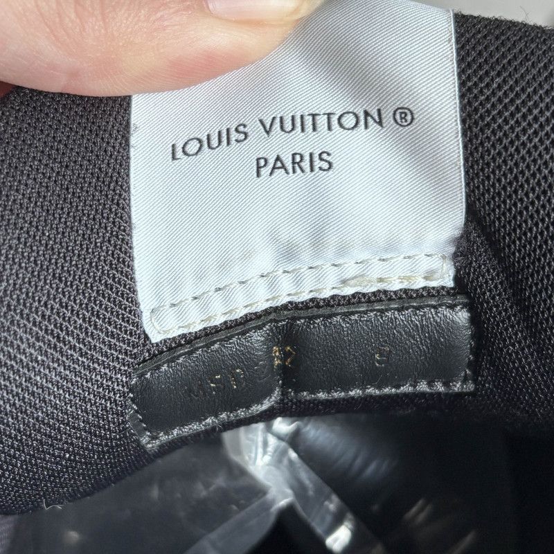 Louis Vuitton Louis Vuitton Velcro Round-Toe Low-Top Sneakers -2508 Size US 9.5 / EU 42-43 - 5 Thumbnail