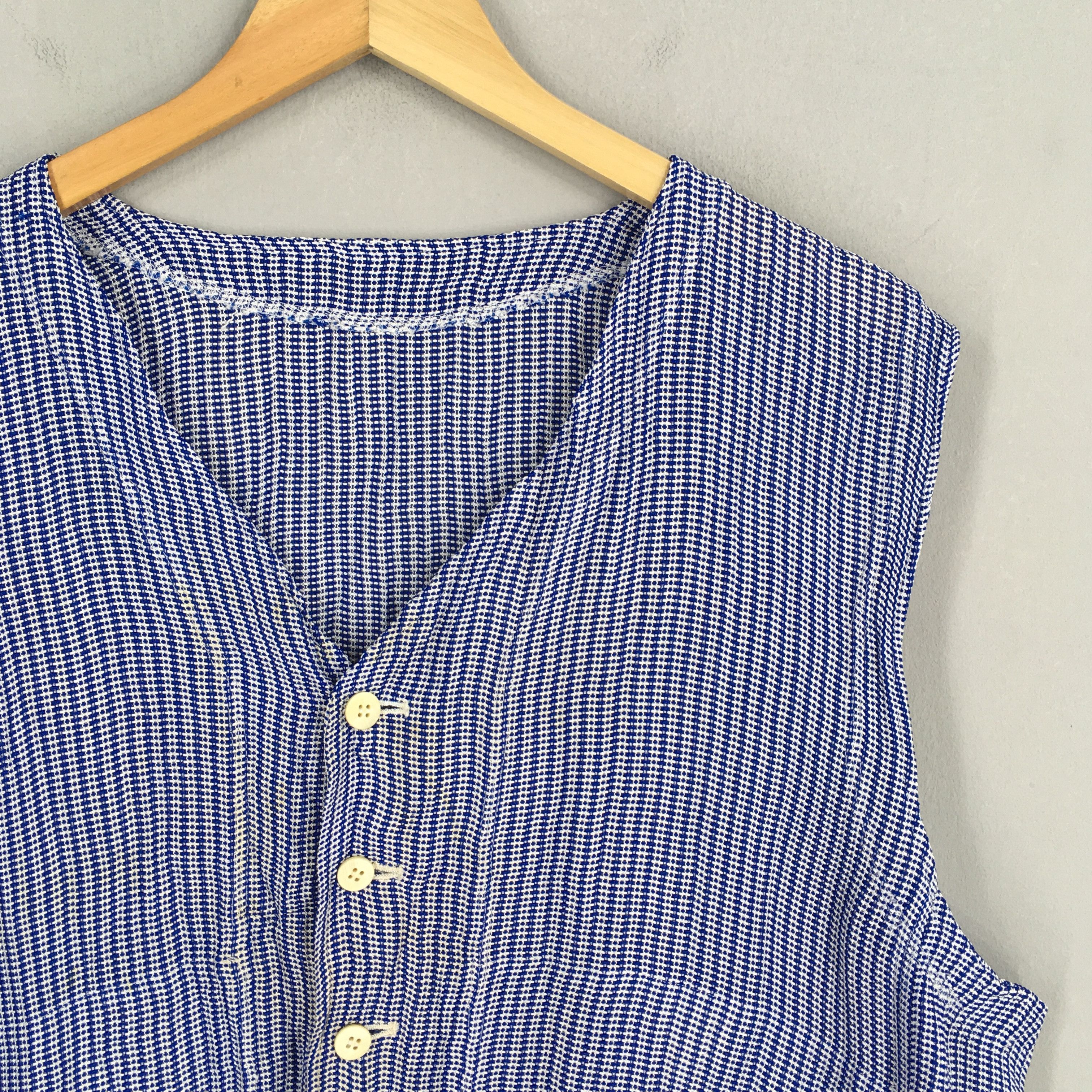 Issey Miyake Vintage Issey Miyake Men Stripes Sleeveless Pleated Jacket M Size US M / EU 48-50 / 2 - 2 Thumbnail