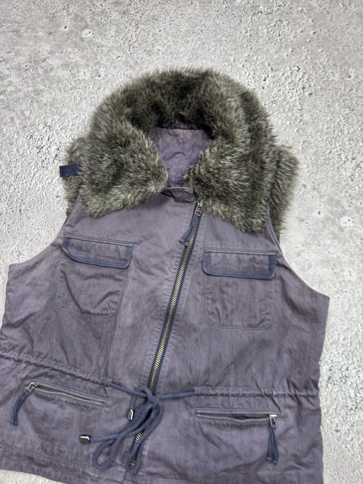 Other Vintage Womens Faux Fur Cargo Vest Y2K Zip Gilet Size M / US 6-8 / IT 42-44 - 3 Thumbnail