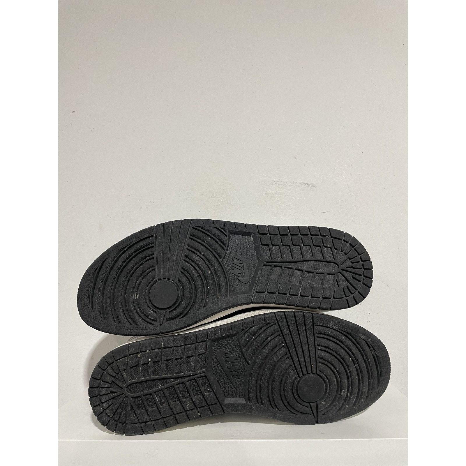 Jordan Brand JORDAN 1 RETRO HIGH SHADOW 2018 SIZE 11 PREOWNED Size US 11 / EU 44 - 3 Thumbnail