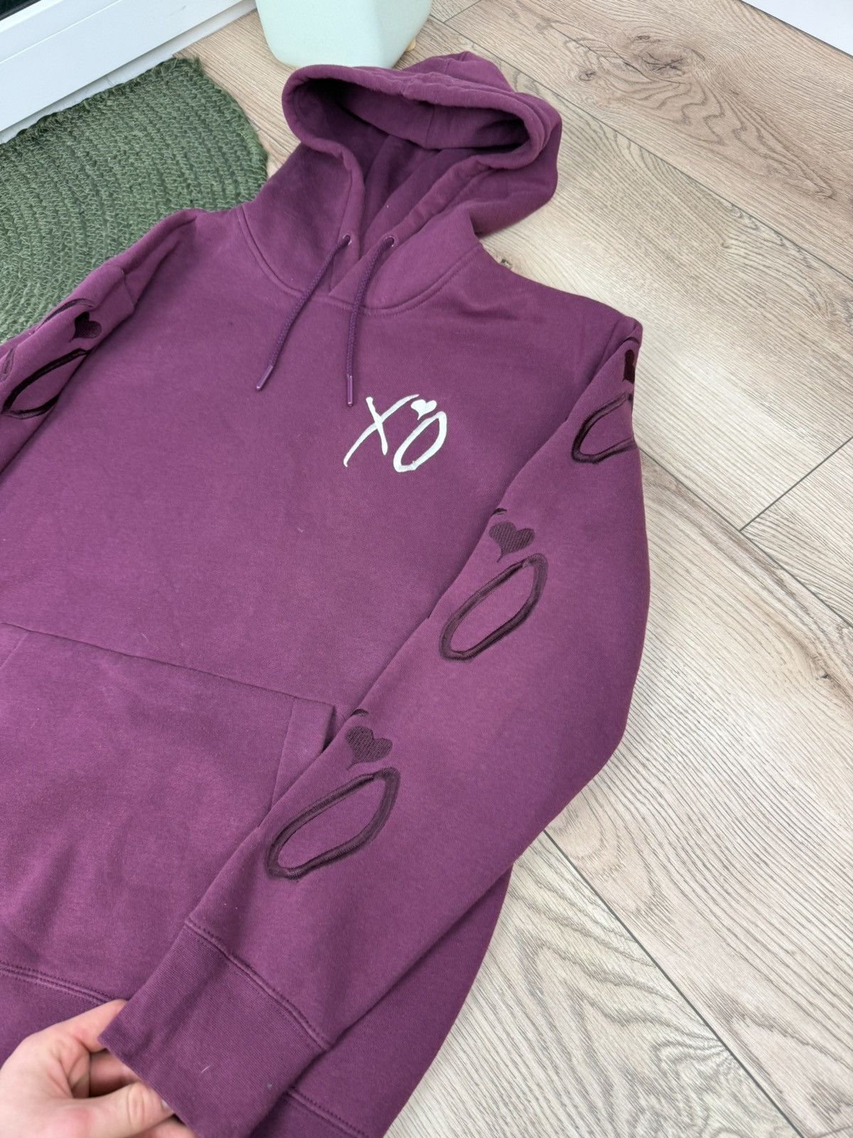 H&M × The Weeknd H&M x The Weeknd big logo XO hoodie casual Size US M / EU 48-50 / 2 - 8 Thumbnail