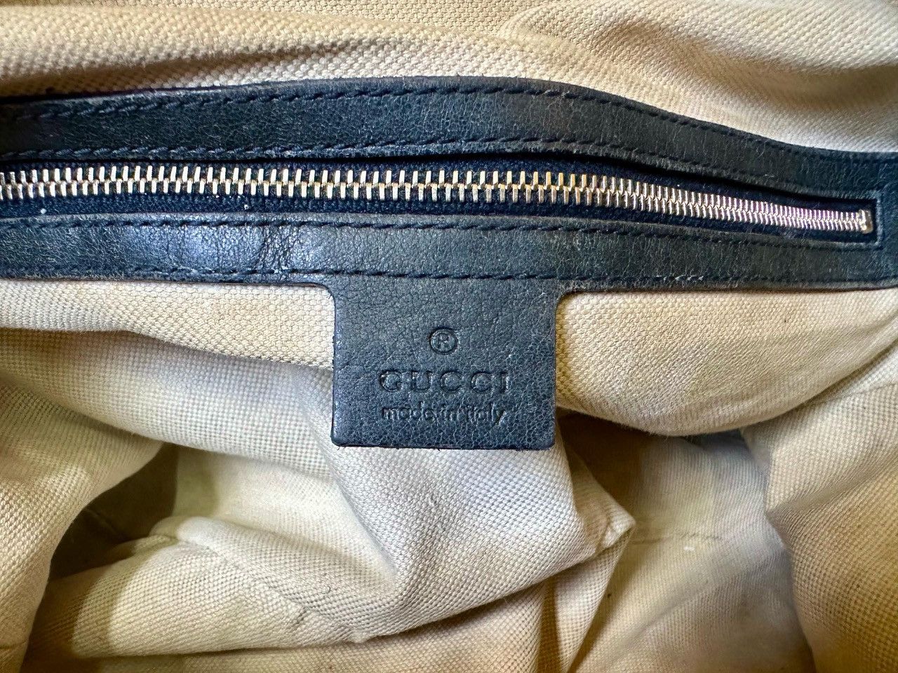 Gucci Authentic Gucci Diamante Canvas Catherine Medium Satchel Bag Size ONE SIZE - 9 Thumbnail
