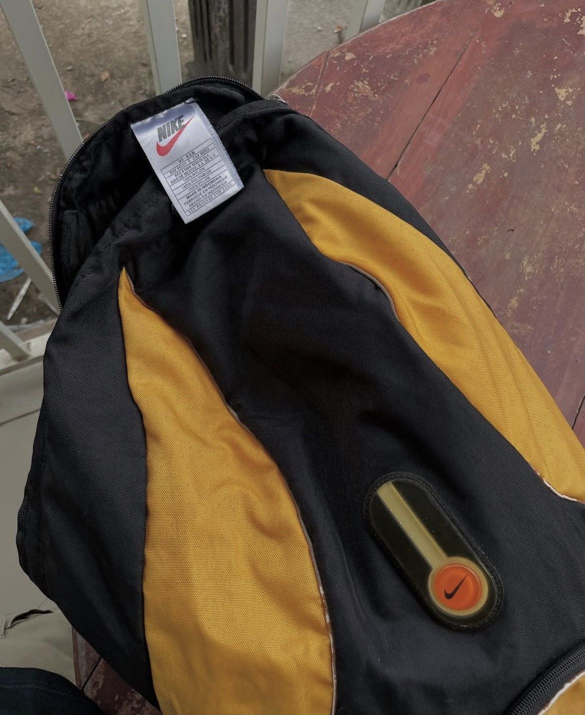 Nike Nike Bagpacks Vintage Centre Logo Reflective Size ONE SIZE - 6 Thumbnail