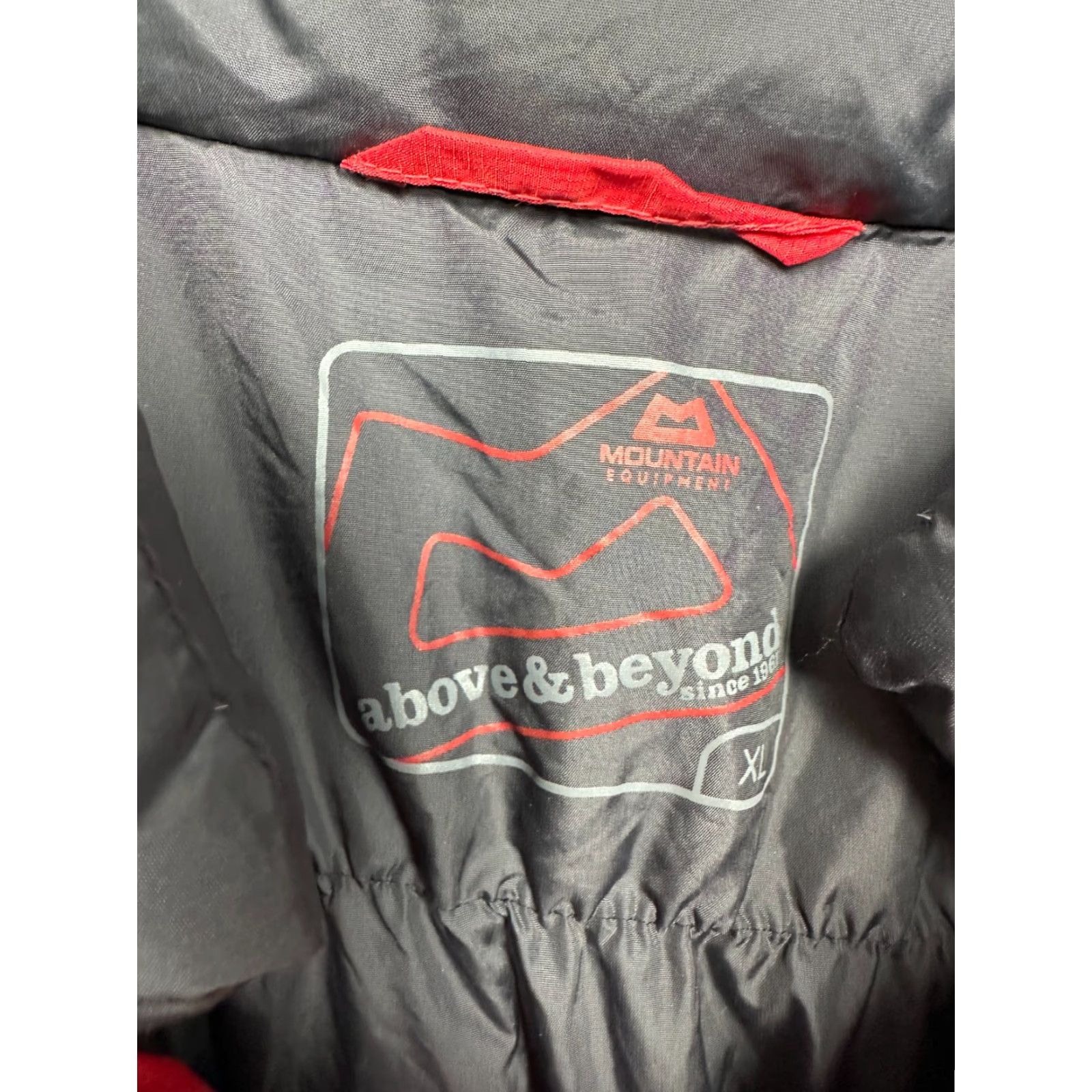 Mountain Equipment VINTAGE Mountain Equipment Mens Puffer Down Jacket L Red Jacket Mens Size US L / EU 52-54 / 3 - 4 Thumbnail