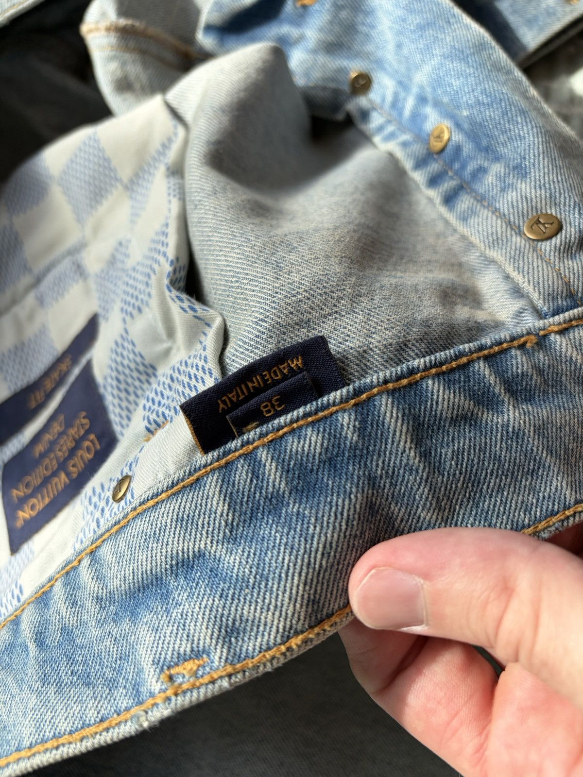 Louis Vuitton Louis Vuitton Staples Edition Denim Skate Fit (38) Size US 38 / EU 54 - 7 Thumbnail
