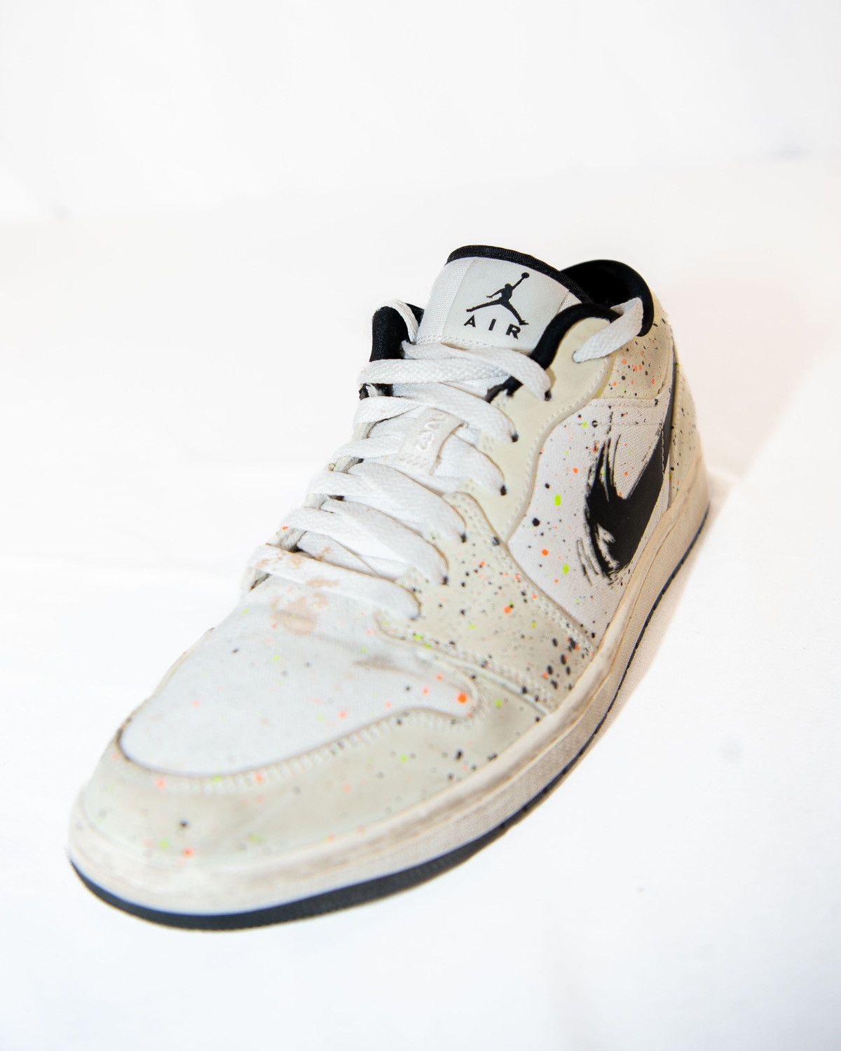 Jordan Brand Jordan 1 Low “Brushstroke” Size US 10 / EU 43 - 6 Thumbnail