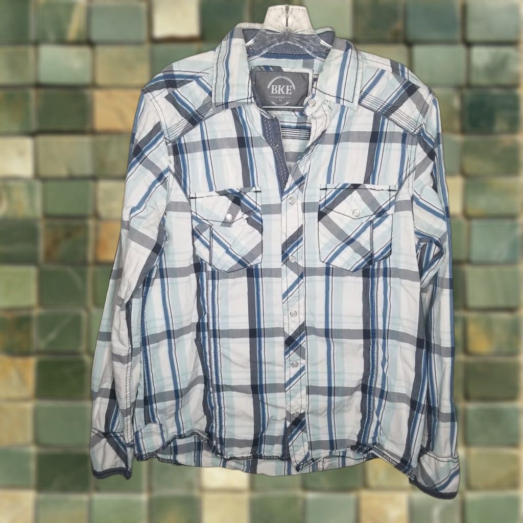 Vintage VINTAGE Buckle BKE Mens Plaid Button-Up Shirt Long Sleeve Size M Blue Standard Fit Size US M / EU 48-50 / 2 - 1 Thumbnail