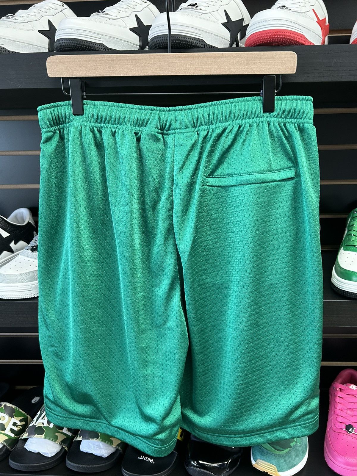 Champion × Supreme Supreme x Champion shorts Size US 30 / EU 46 - 2 Thumbnail